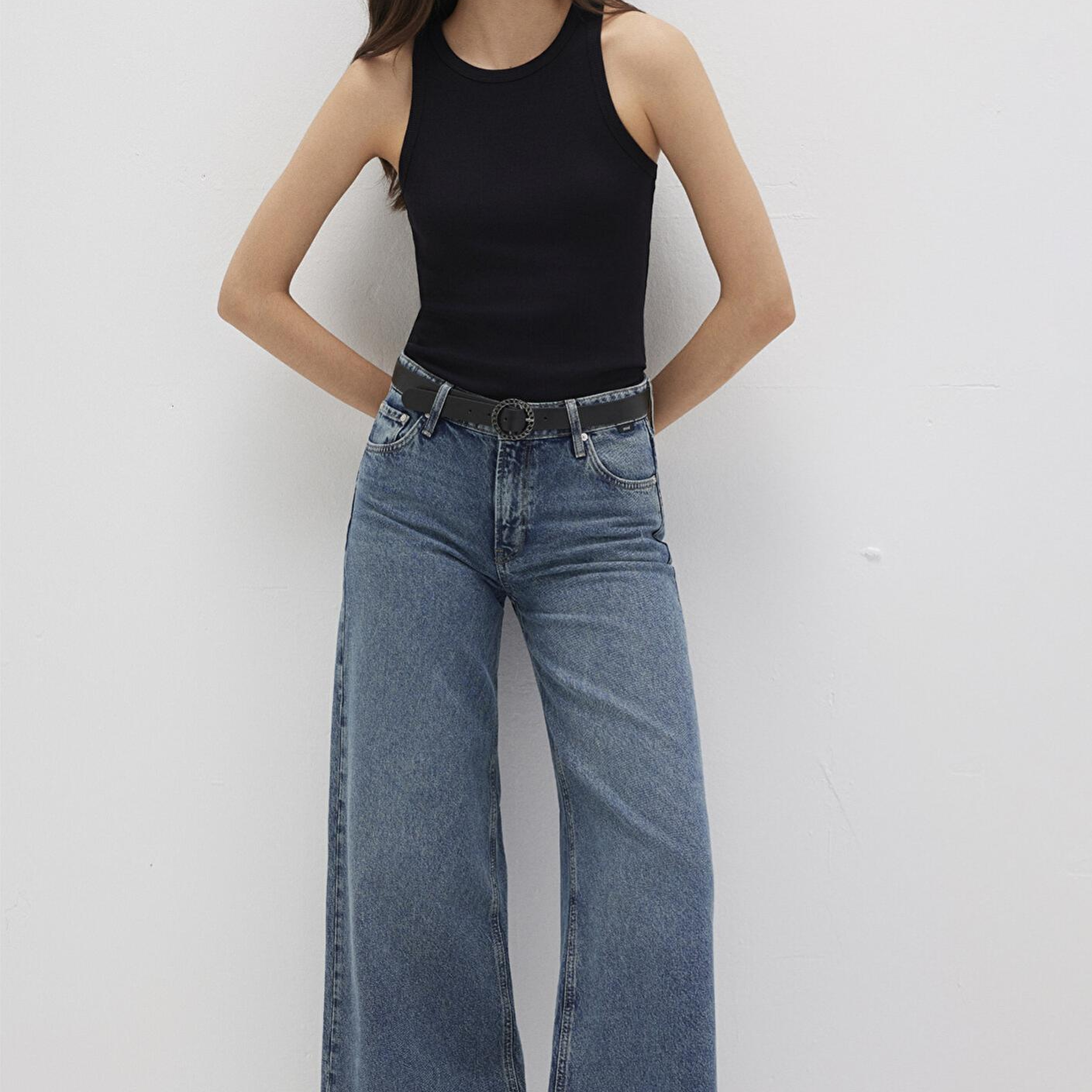 Mavi Halter Yaka Siyah Basic Atlet Slim Fit / Dar Kesim 1612462-900