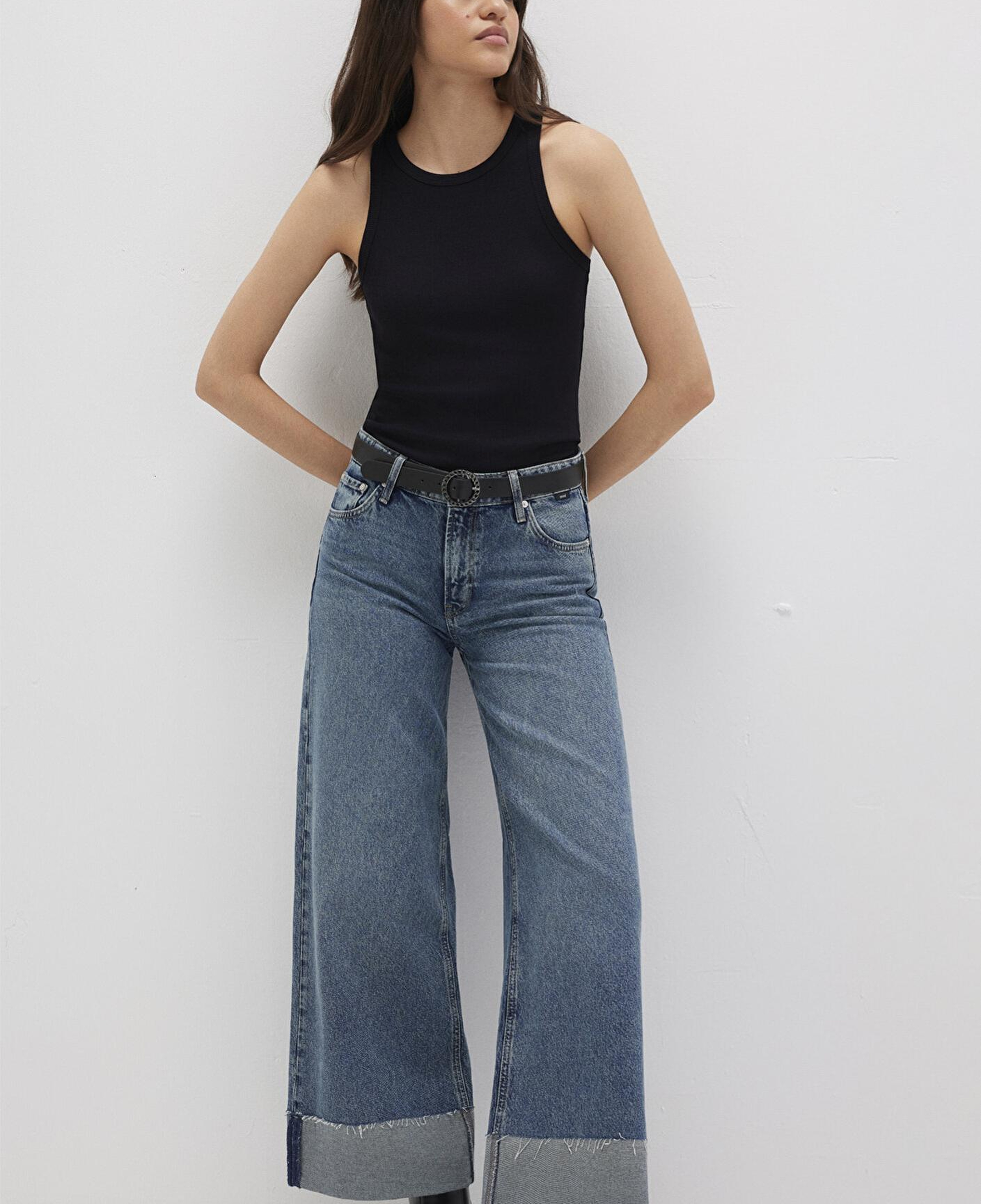 Mavi Halter Yaka Siyah Basic Atlet Slim Fit / Dar Kesim 1612462-900