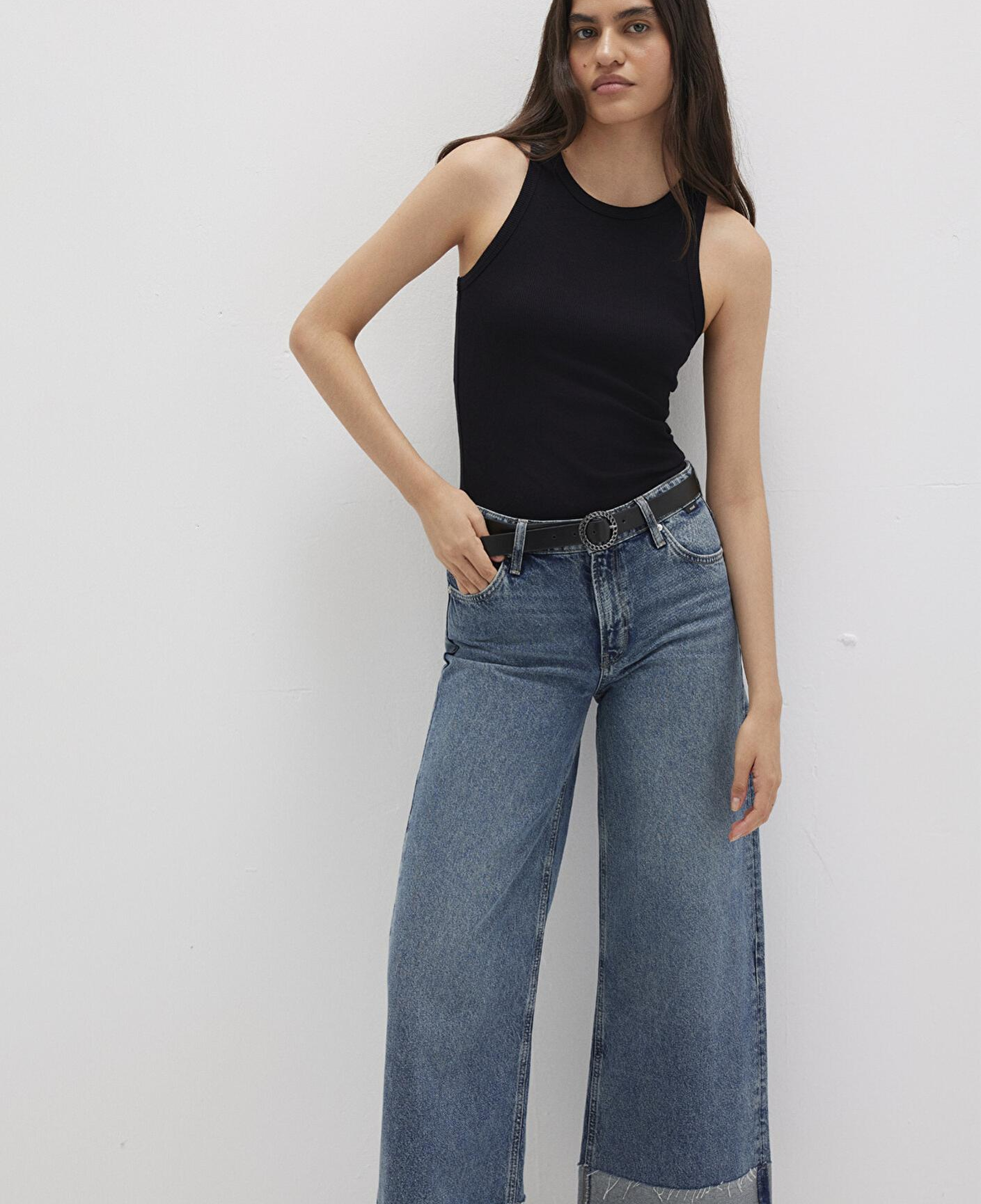 Mavi Halter Yaka Siyah Basic Atlet Slim Fit / Dar Kesim 1612462-900