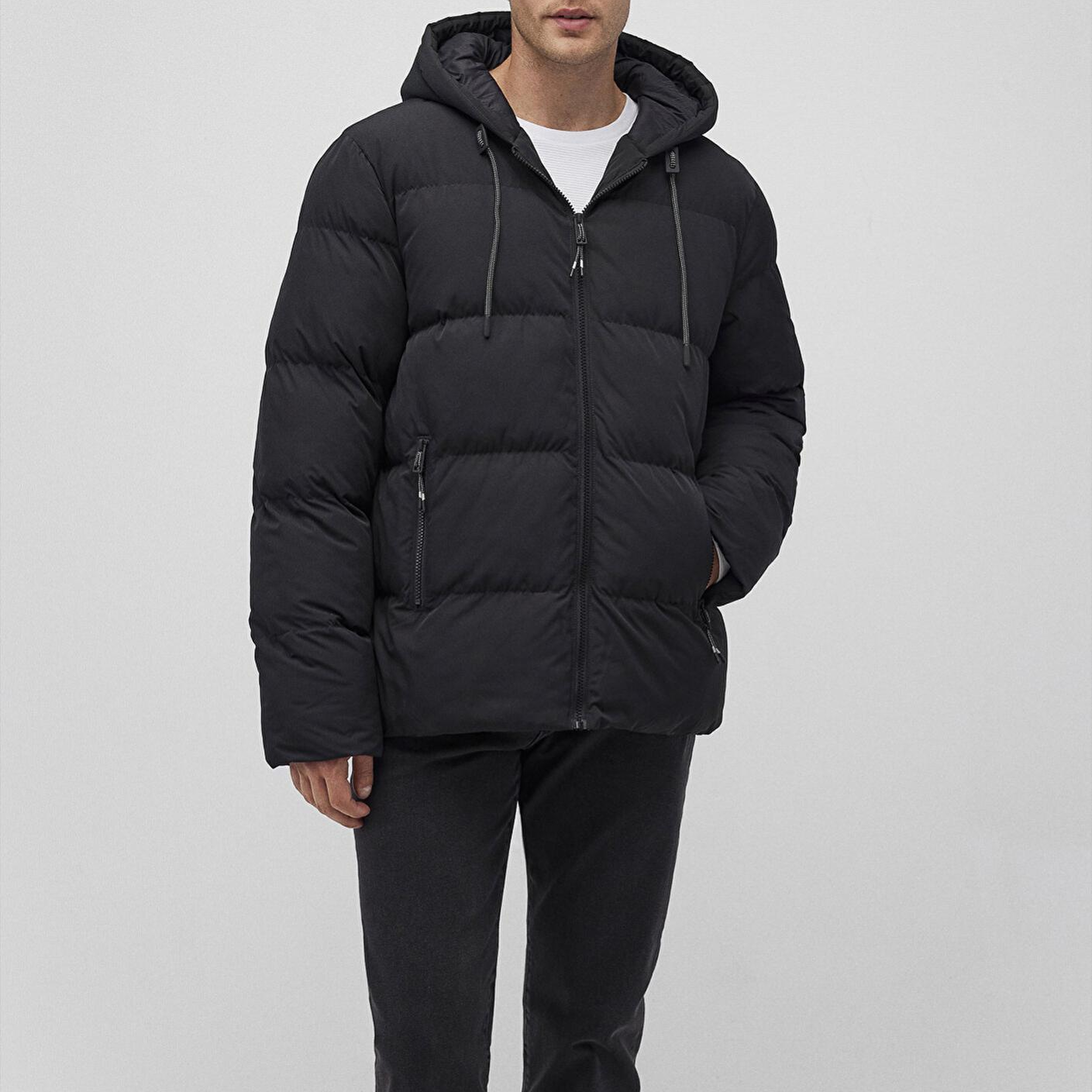 Mavi Kapüşonlu Siyah Şişme Mont 0110349-900