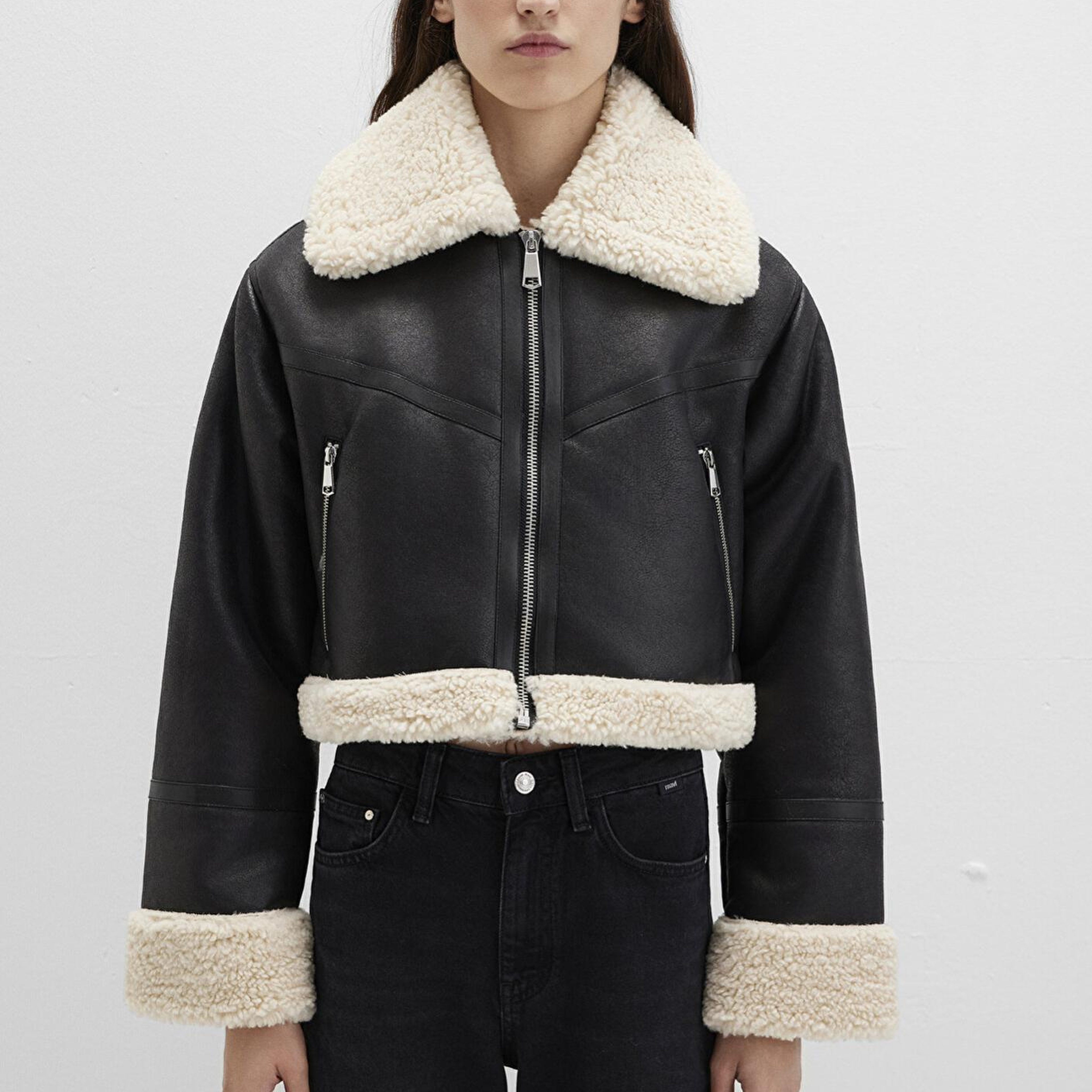 Mavi Suni Kürk Detaylı Siyah Suni Deri Ceket Regular Fit / Normal Kesim 1110462-900