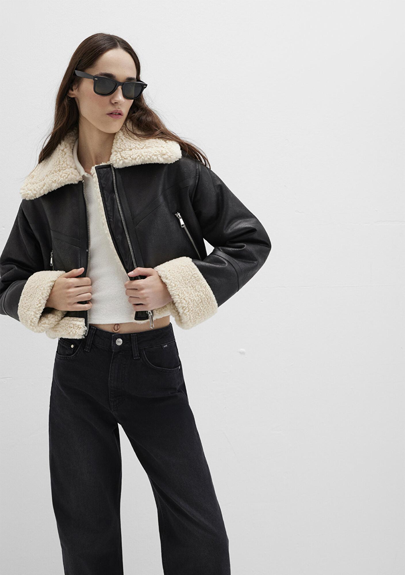 Mavi Suni Kürk Detaylı Siyah Suni Deri Ceket Regular Fit / Normal Kesim 1110462-900