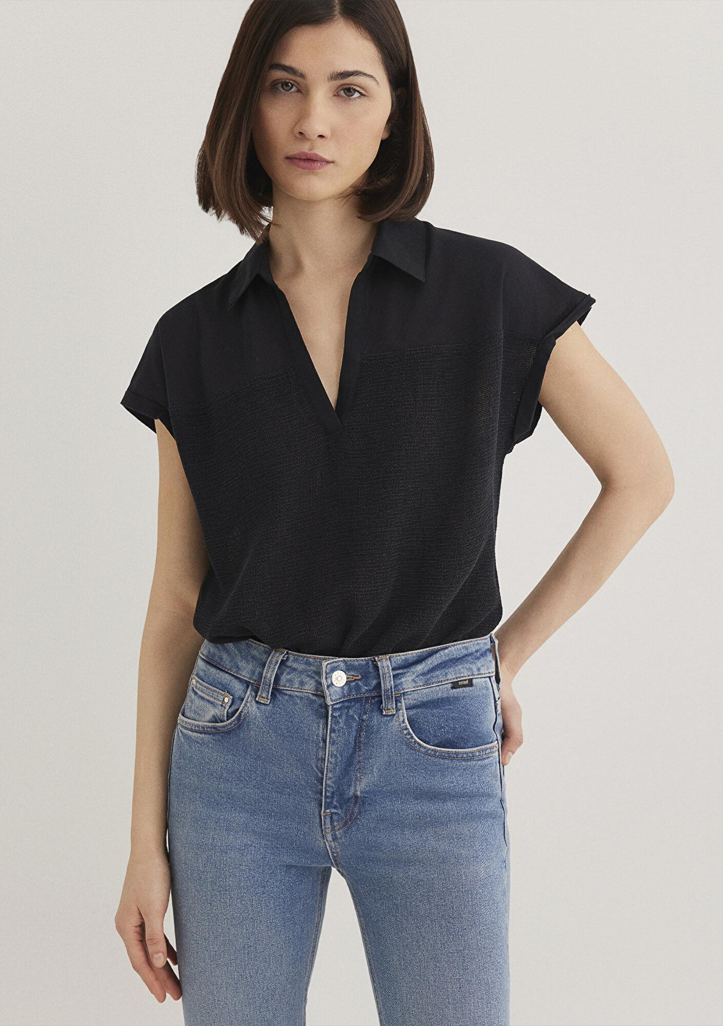 Mavi Kısa Kollu Siyah Bluz 1210801-900