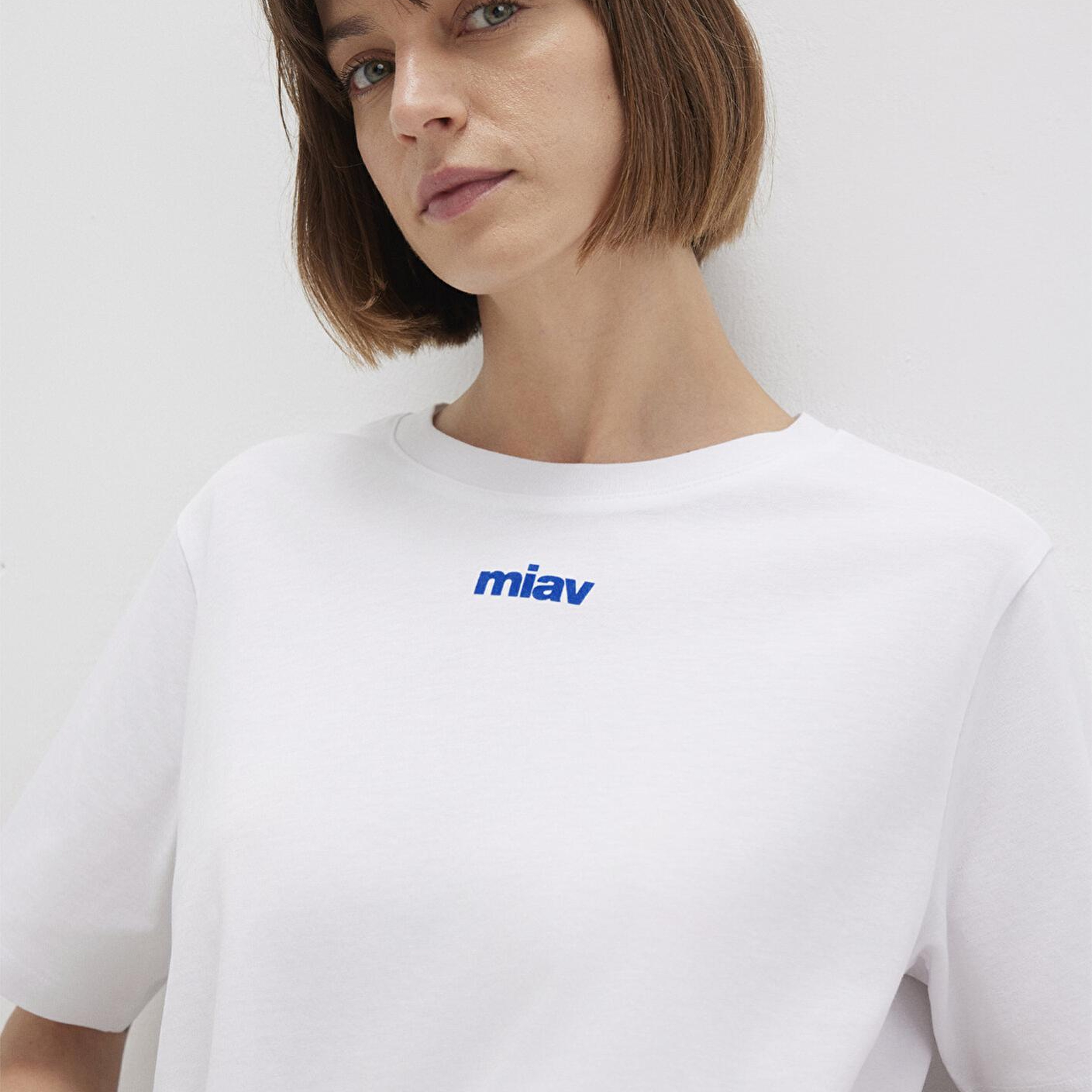 Mavi Mini Miav Baskılı Beyaz Tişört Regular Fit / Normal Kesim 1612452-620