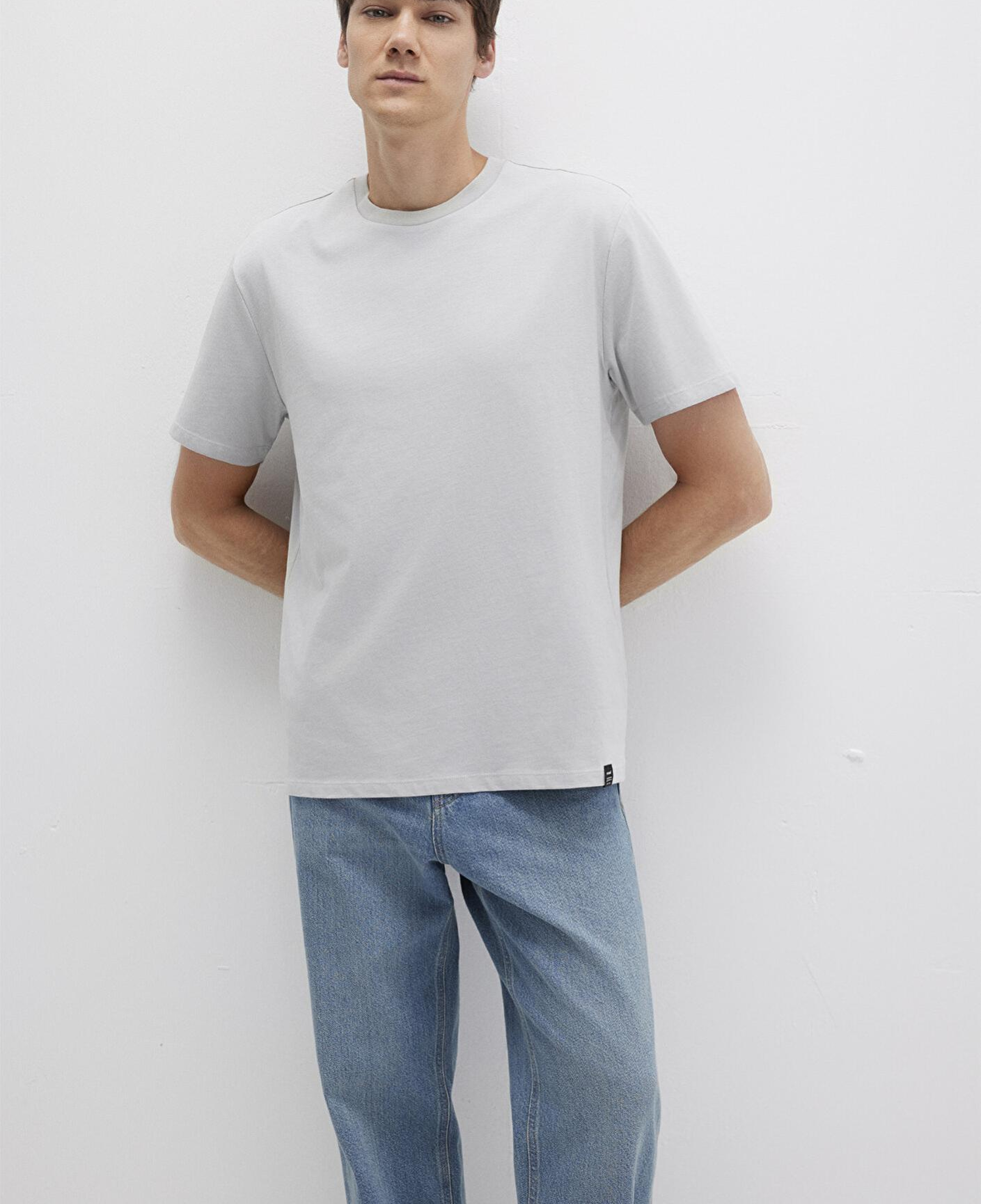 Mavi Etiket Detaylı Gri Basic Tişört Loose Fit / Bol Rahat Kesim 0611824-70075
