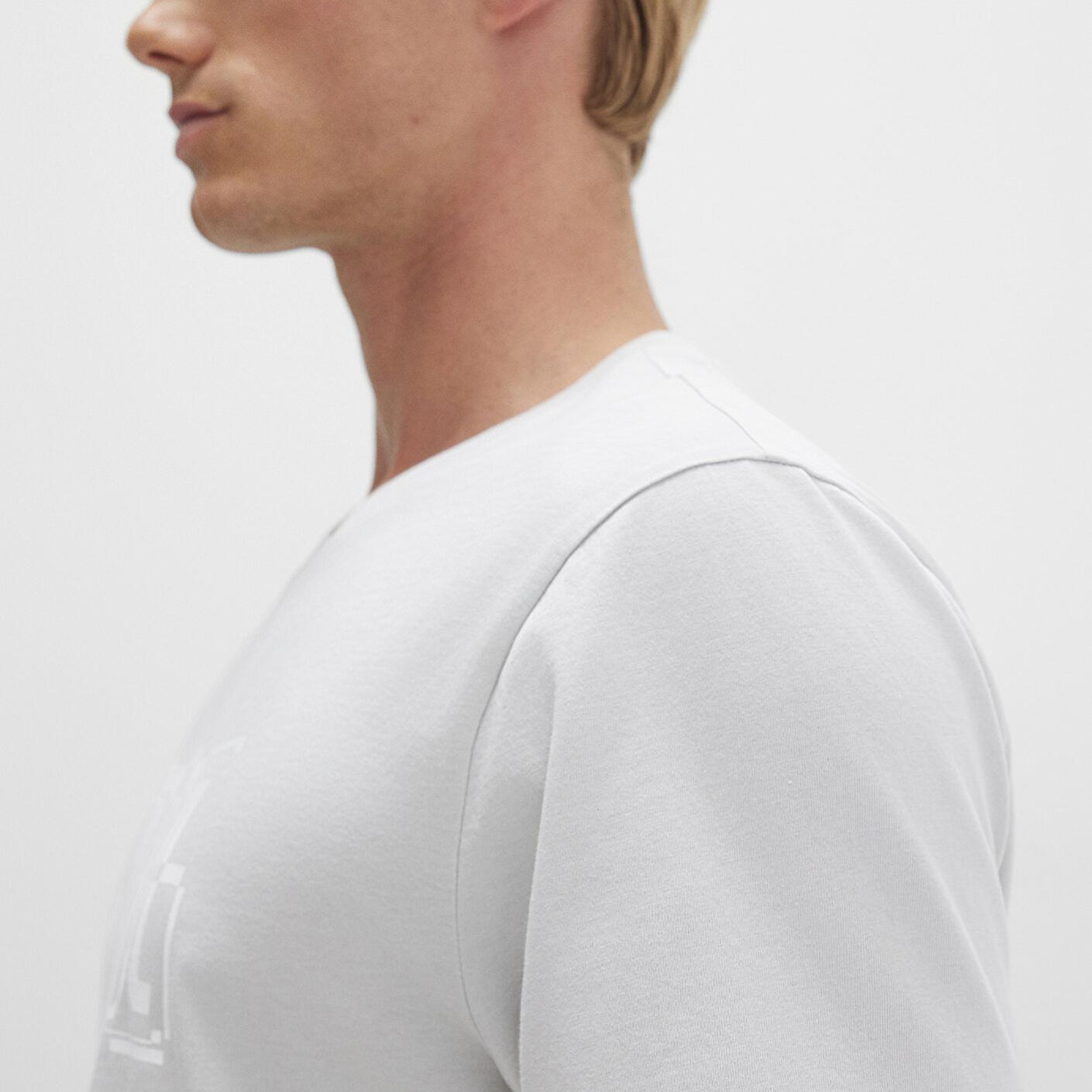 Mavi İstanbul Baskılı Gri Tişört Regular Fit / Normal Kesim 0611789-80618