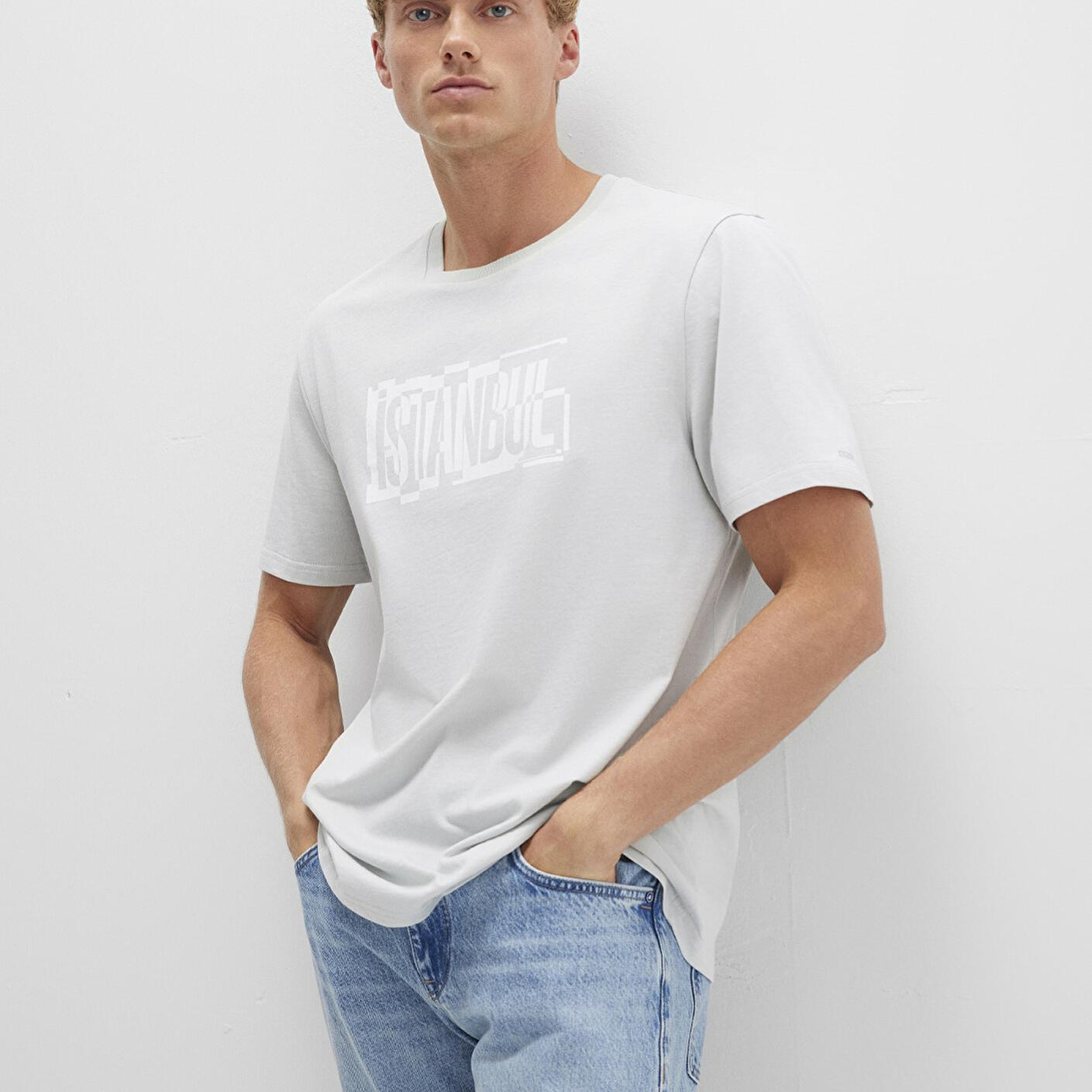 Mavi İstanbul Baskılı Gri Tişört Regular Fit / Normal Kesim 0611789-80618