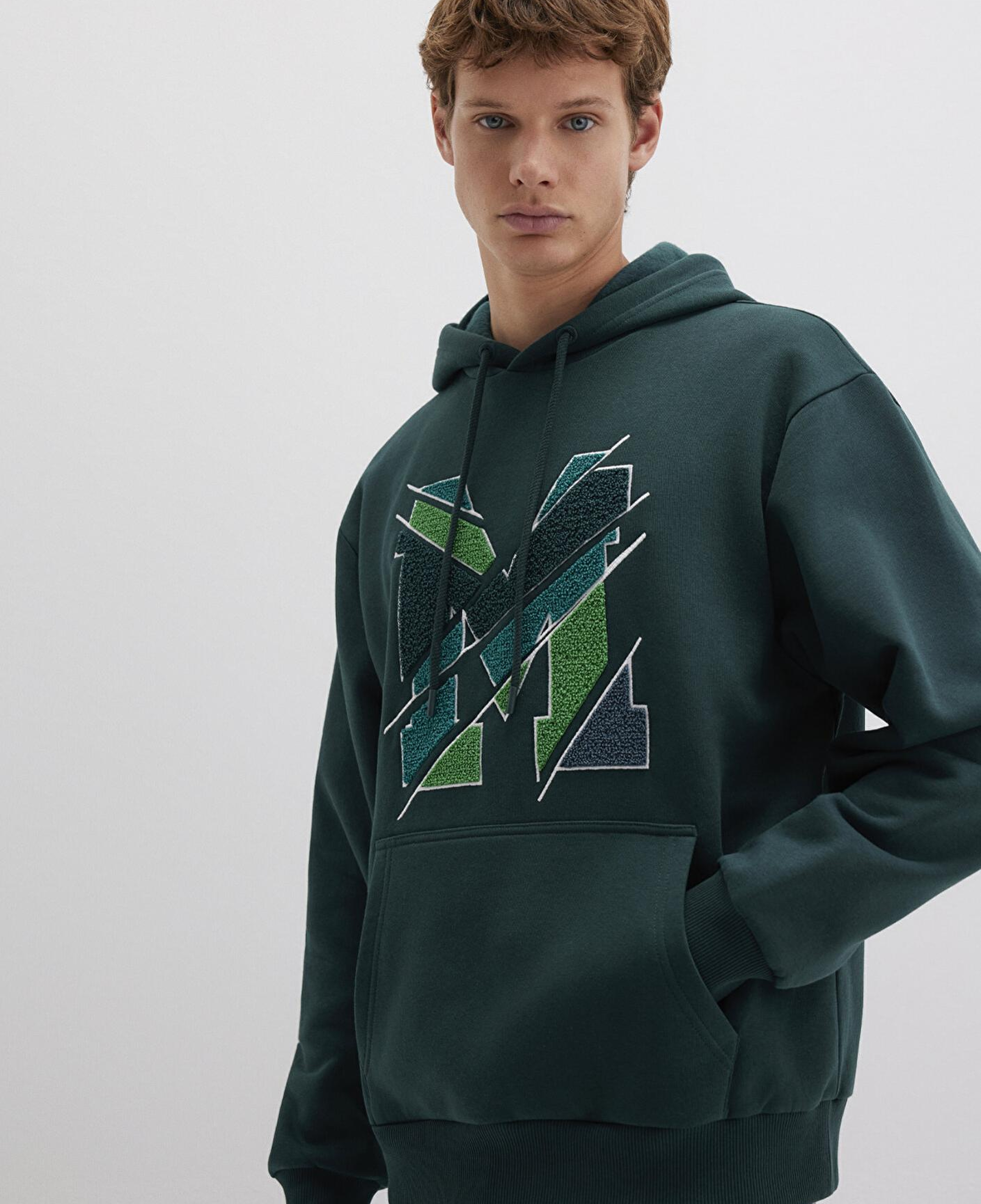 Mavi M Logo Baskılı Kapüşonlu Yeşil Sweatshirt 0S10106-81570
