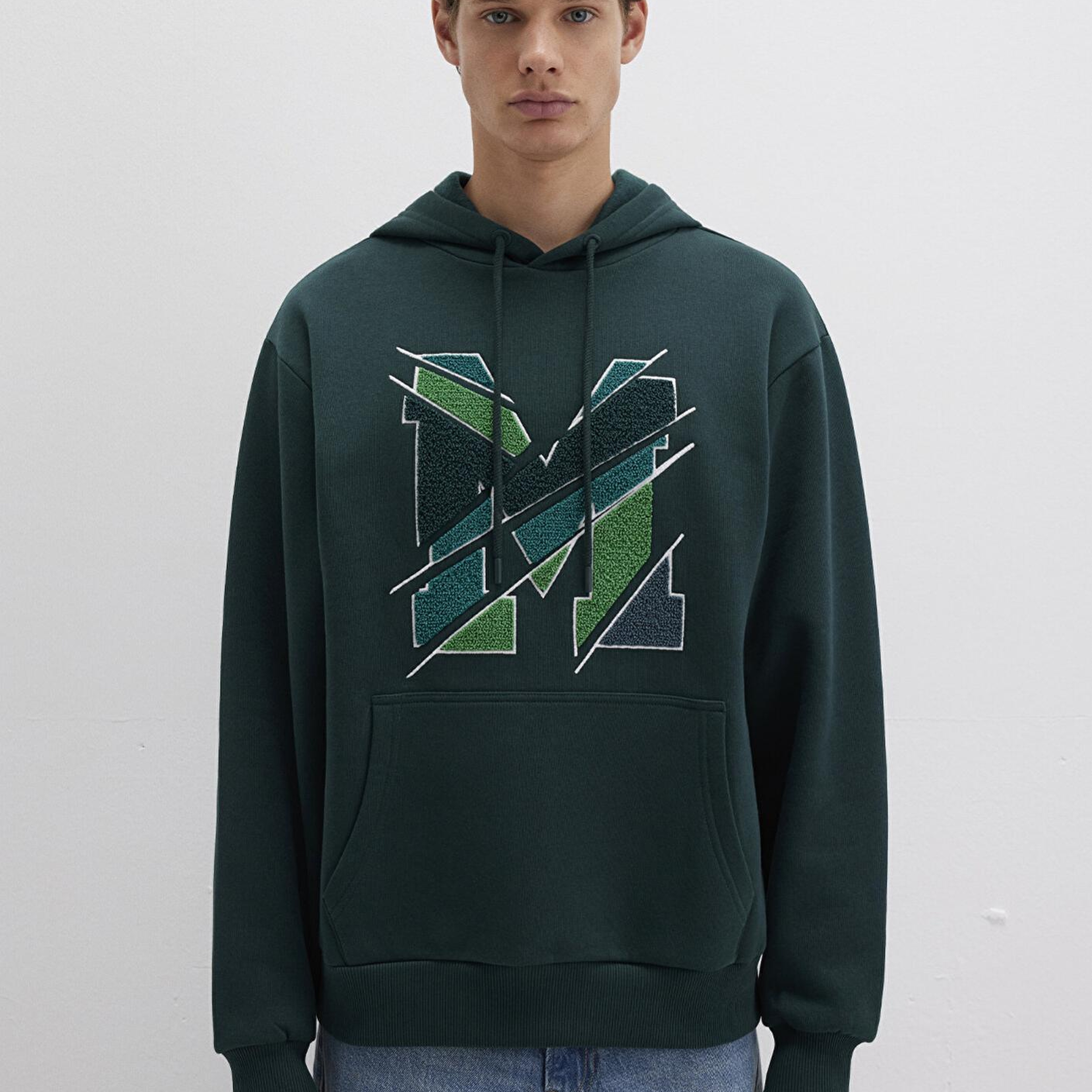 Mavi M Logo Baskılı Kapüşonlu Yeşil Sweatshirt 0S10106-81570