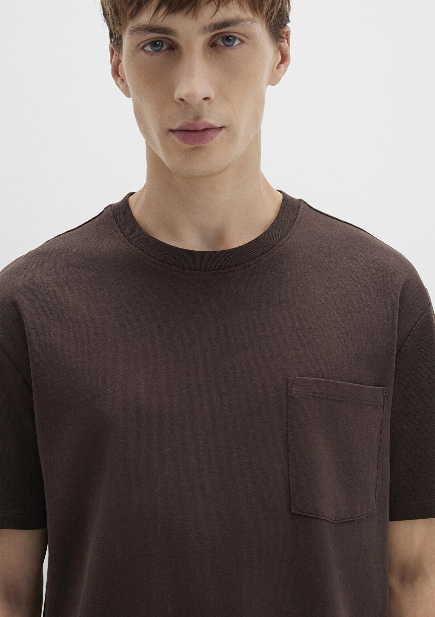 Mavi Cep Detaylı Kahverengi Basic Tişört Loose Fit / Bol Rahat Kesim 066248-70251