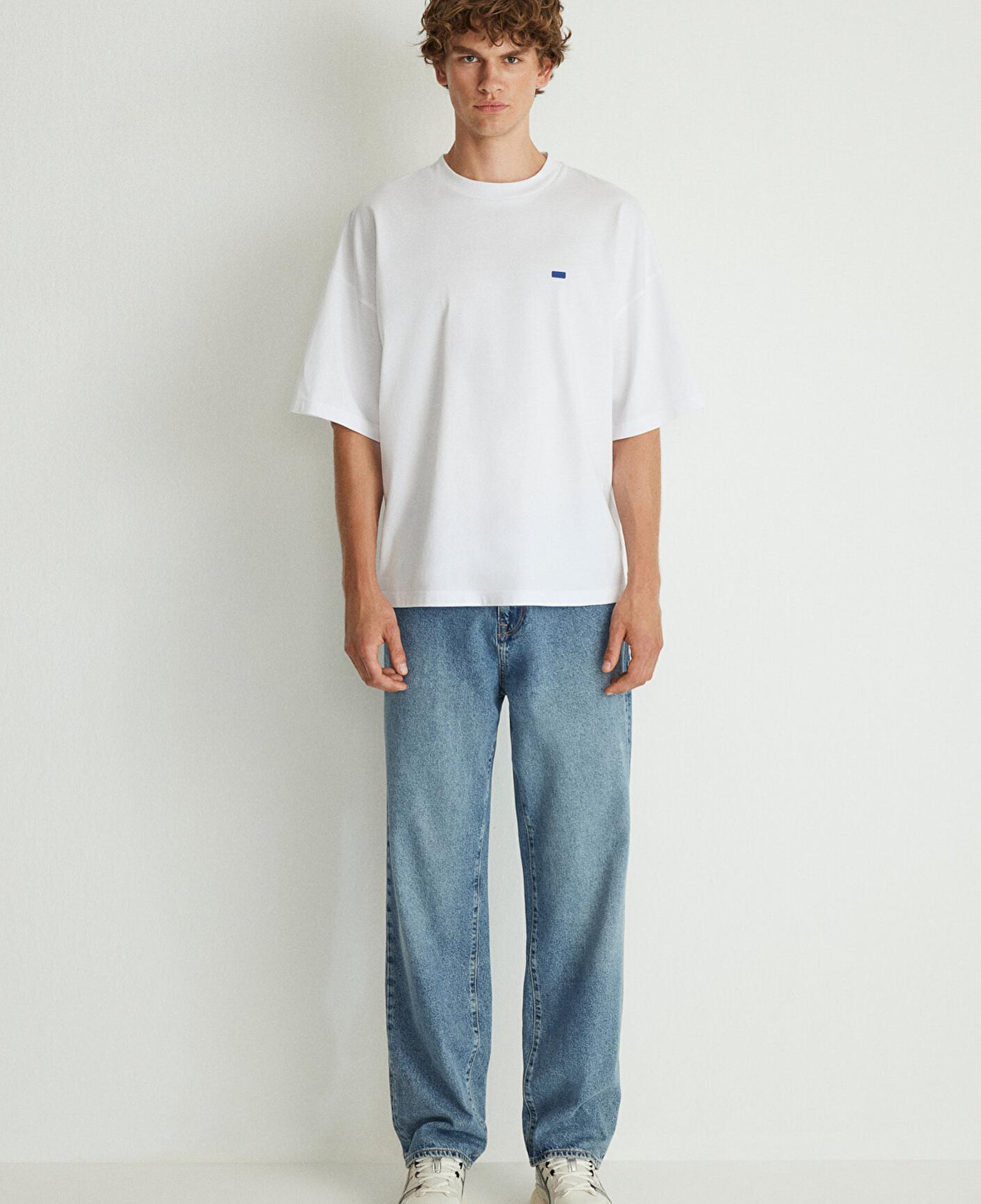 Mavi Bisiklet Yaka Basic Beyaz Tişört Oversize / Geniş Kesim 0611931-620