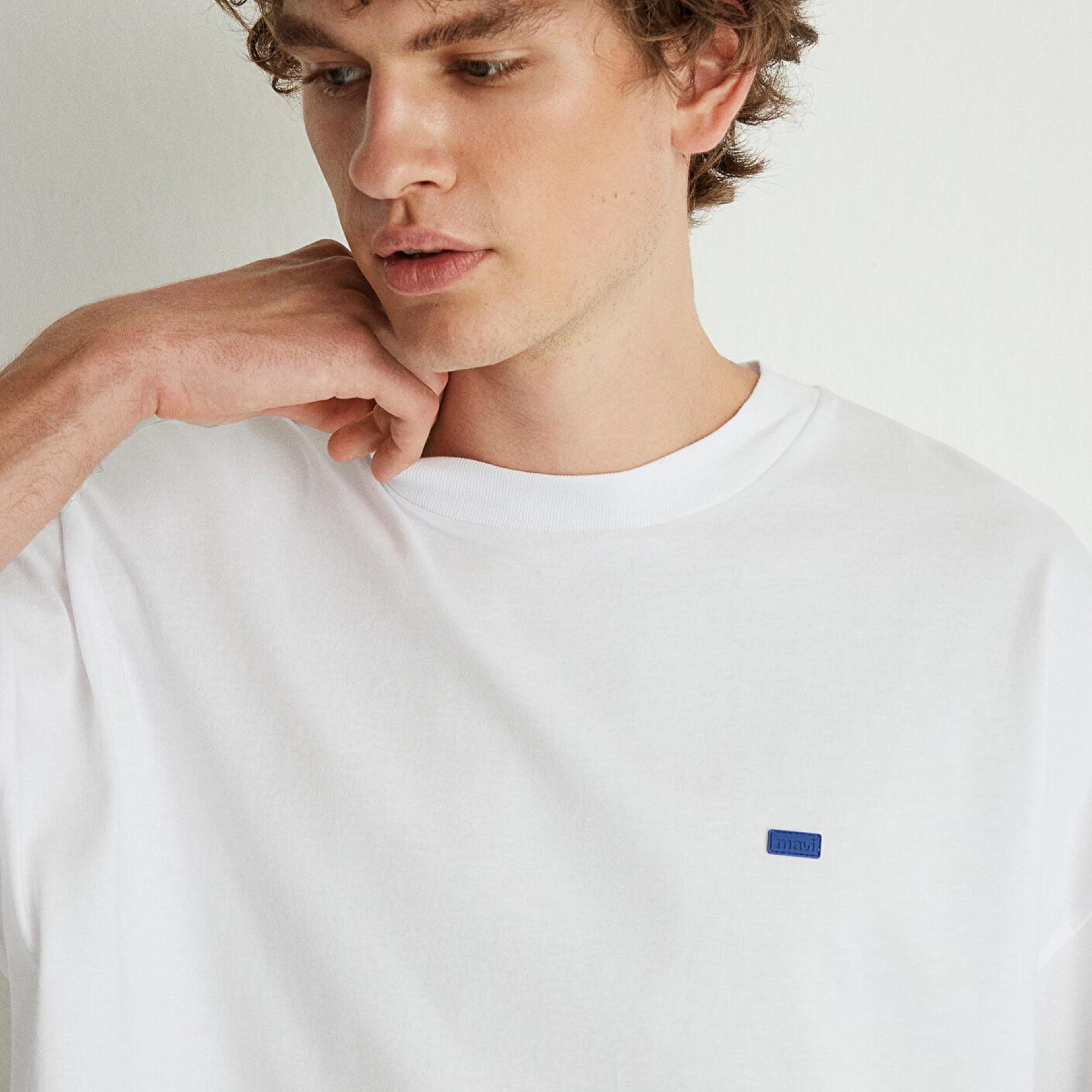 Mavi Bisiklet Yaka Basic Beyaz Tişört Oversize / Geniş Kesim 0611931-620