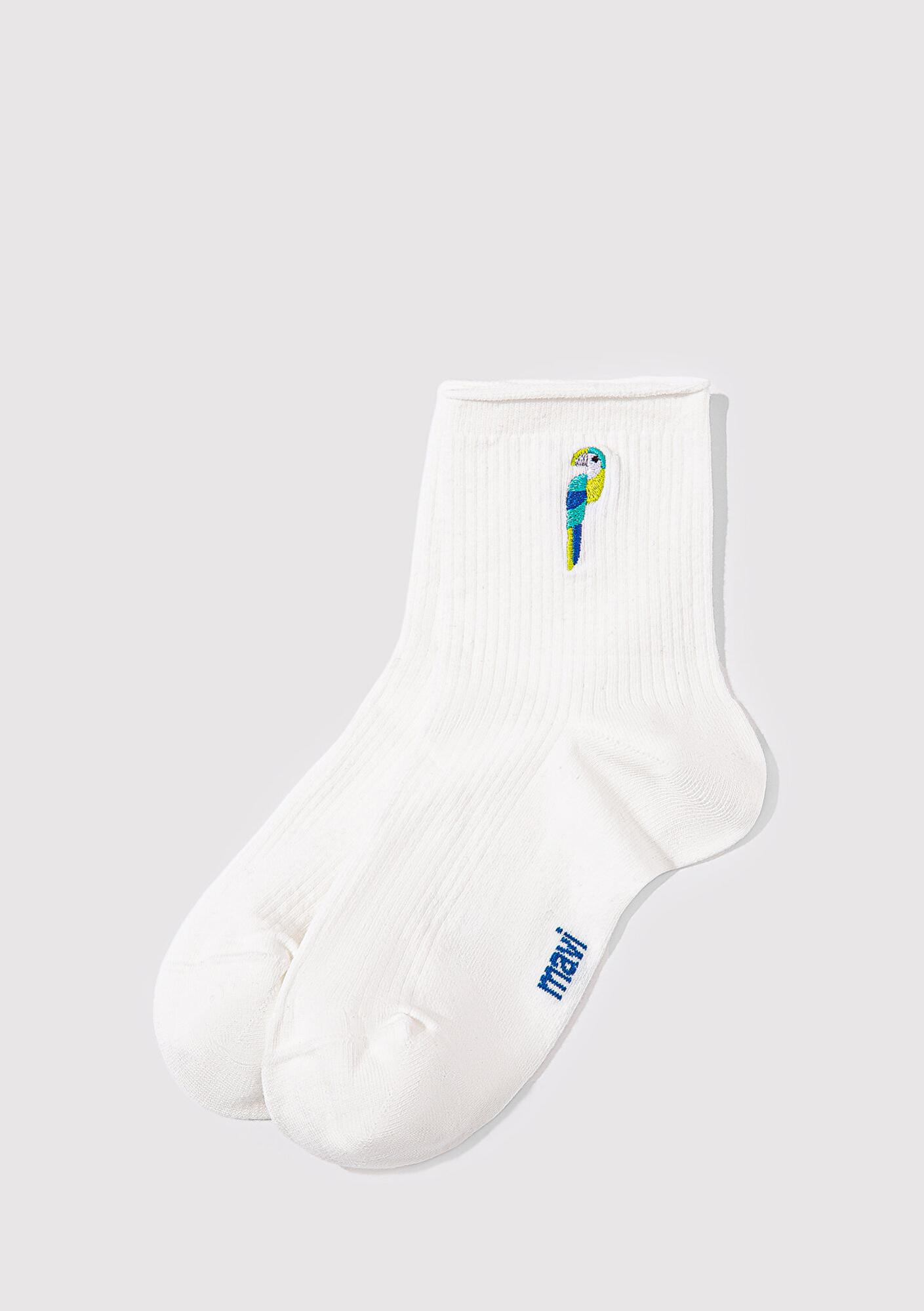 Mavi Kuş İşlemeli Beyaz Soket Çorap 1912432-34523