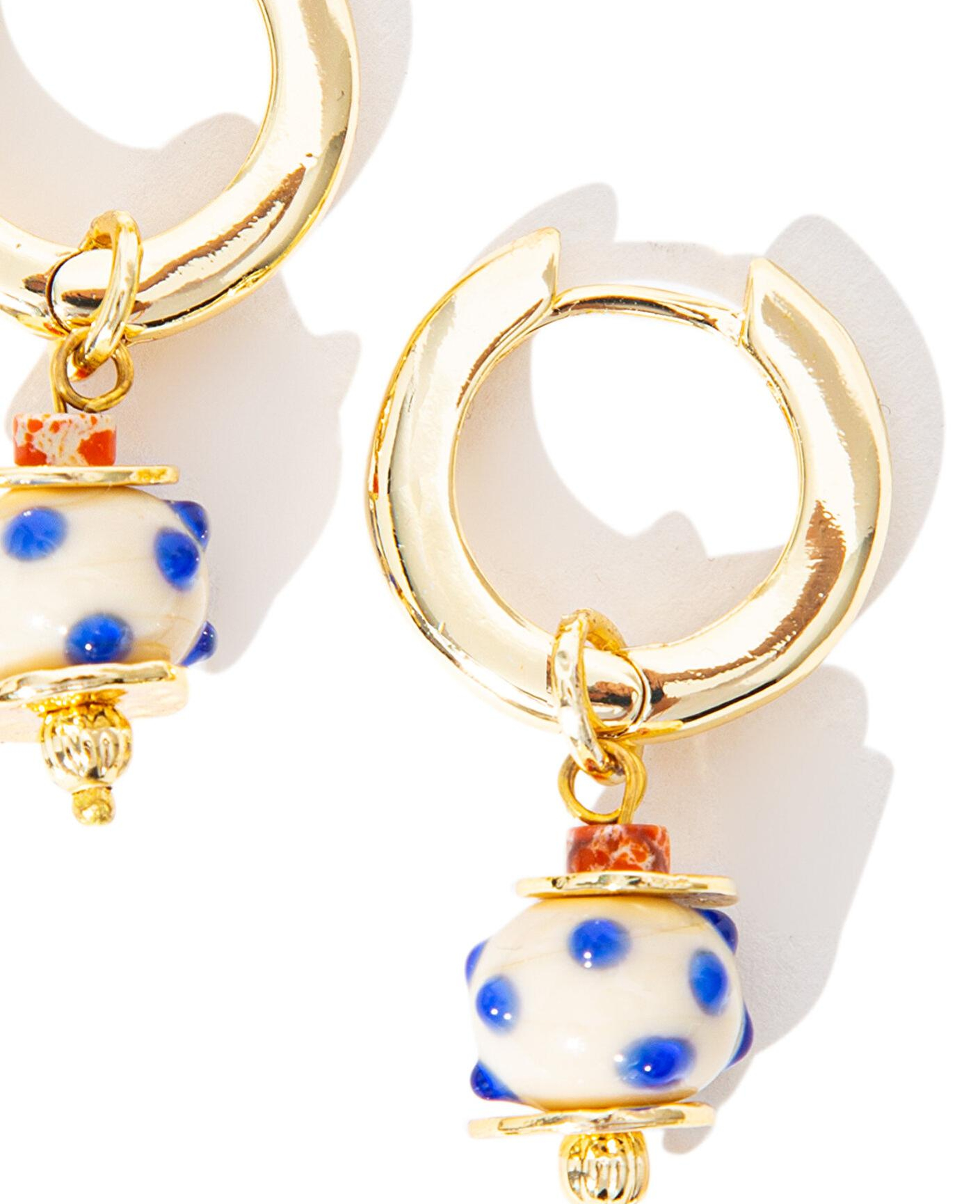 Mavi Boncuk Detaylı Altın Rengi Küpe 1912499-34961