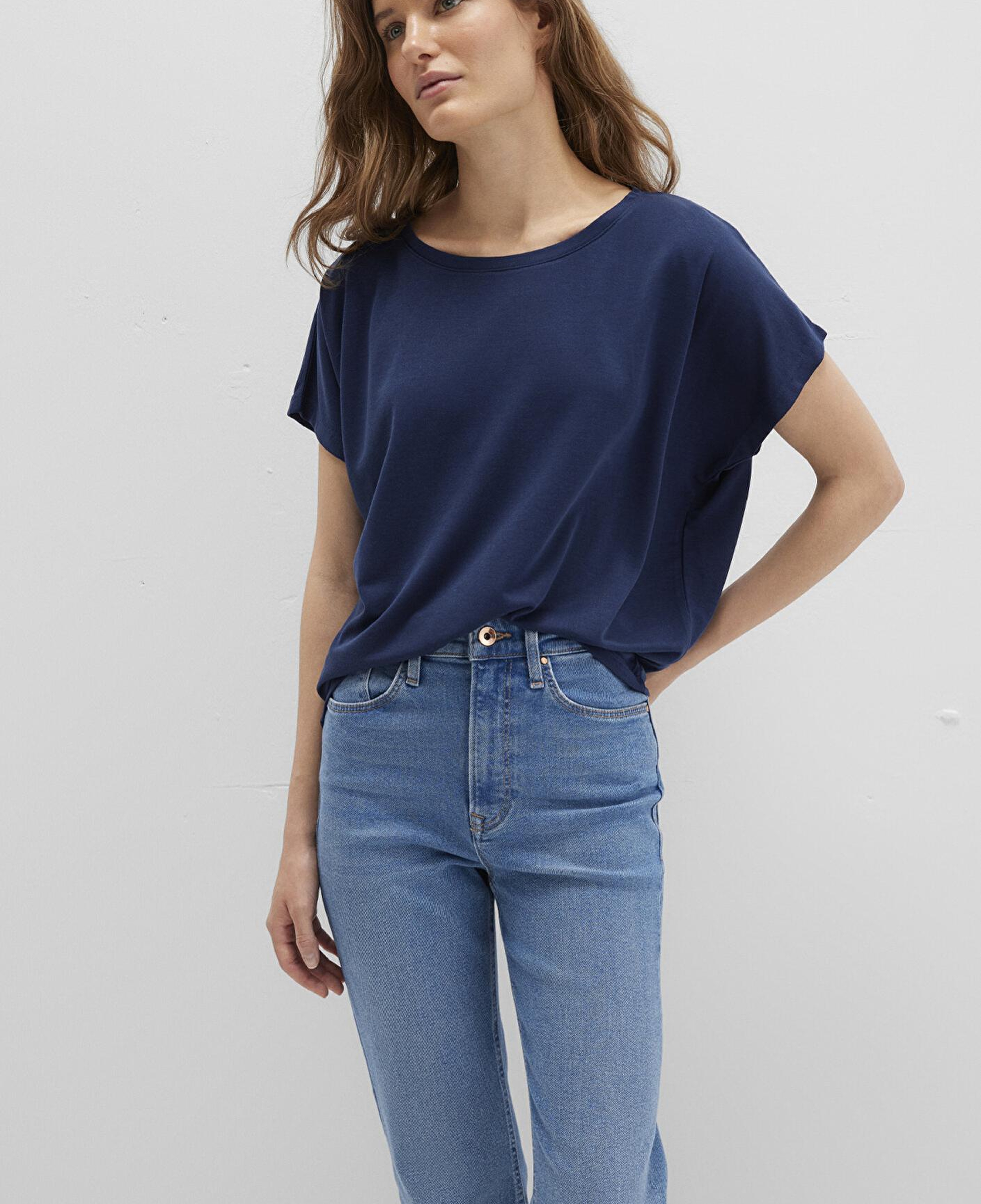 Mavi Lux Touch (TENCEL™) Modal Lacivert Basic Tişört Loose Fit / Bol Rahat Kesim 167245-70487