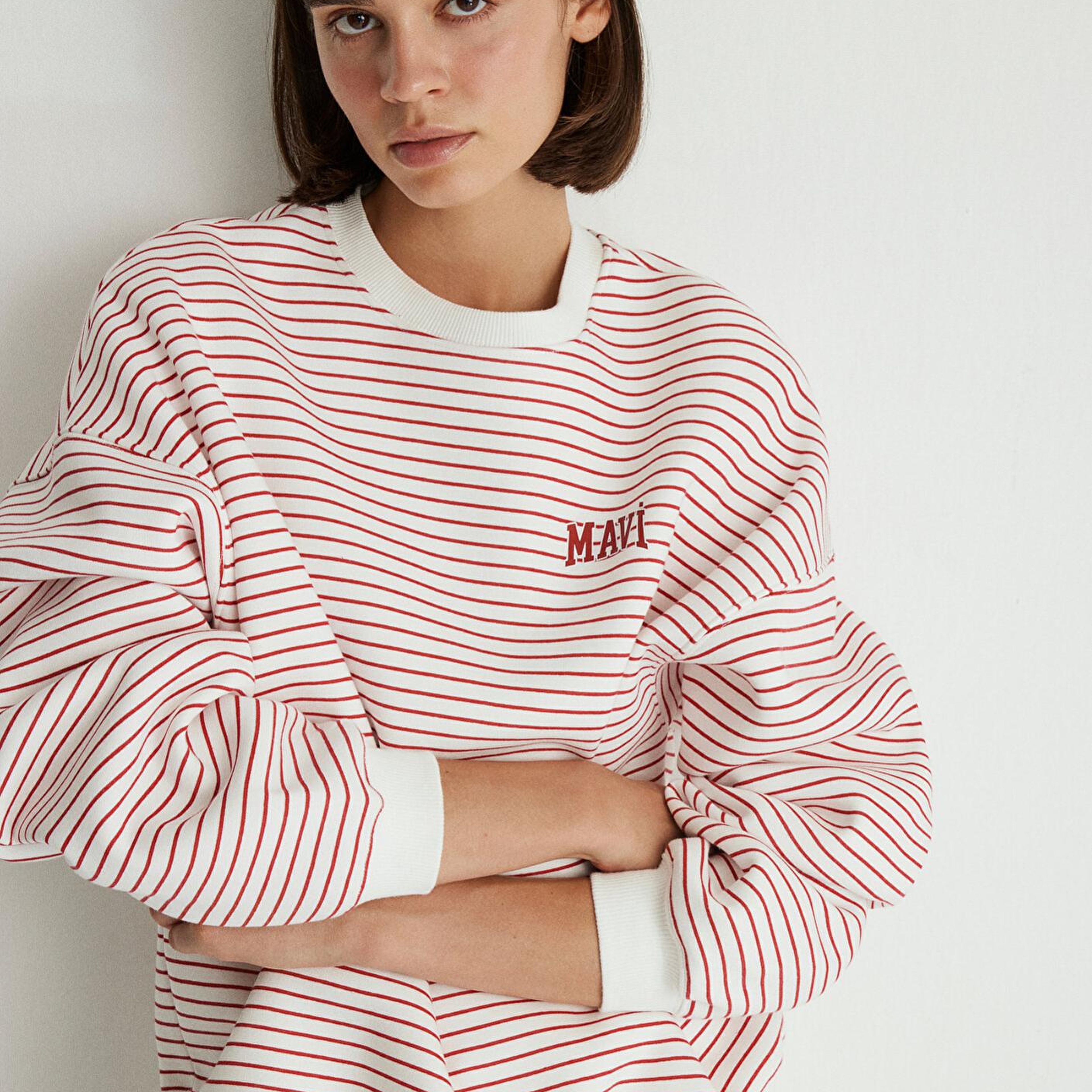 Mavi Mavi Logo Baskılı Kırmızı Çizgili Sweatshirt 1S10100-86680