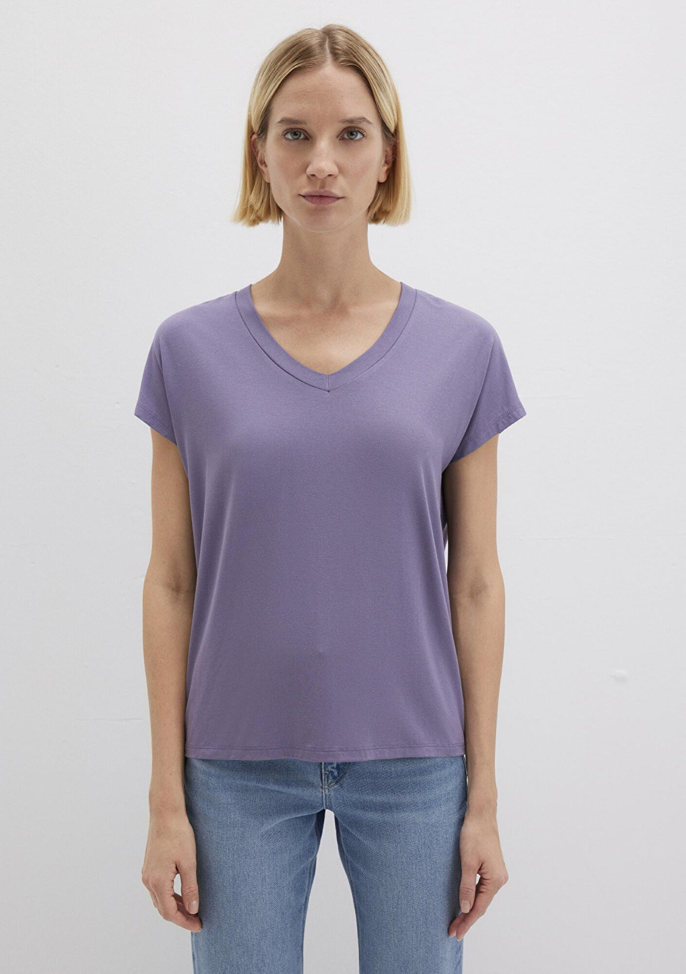 Mavi V Yaka Mor Basic Viskoz Tişört Regular Fit / Normal Kesim 167714-70608