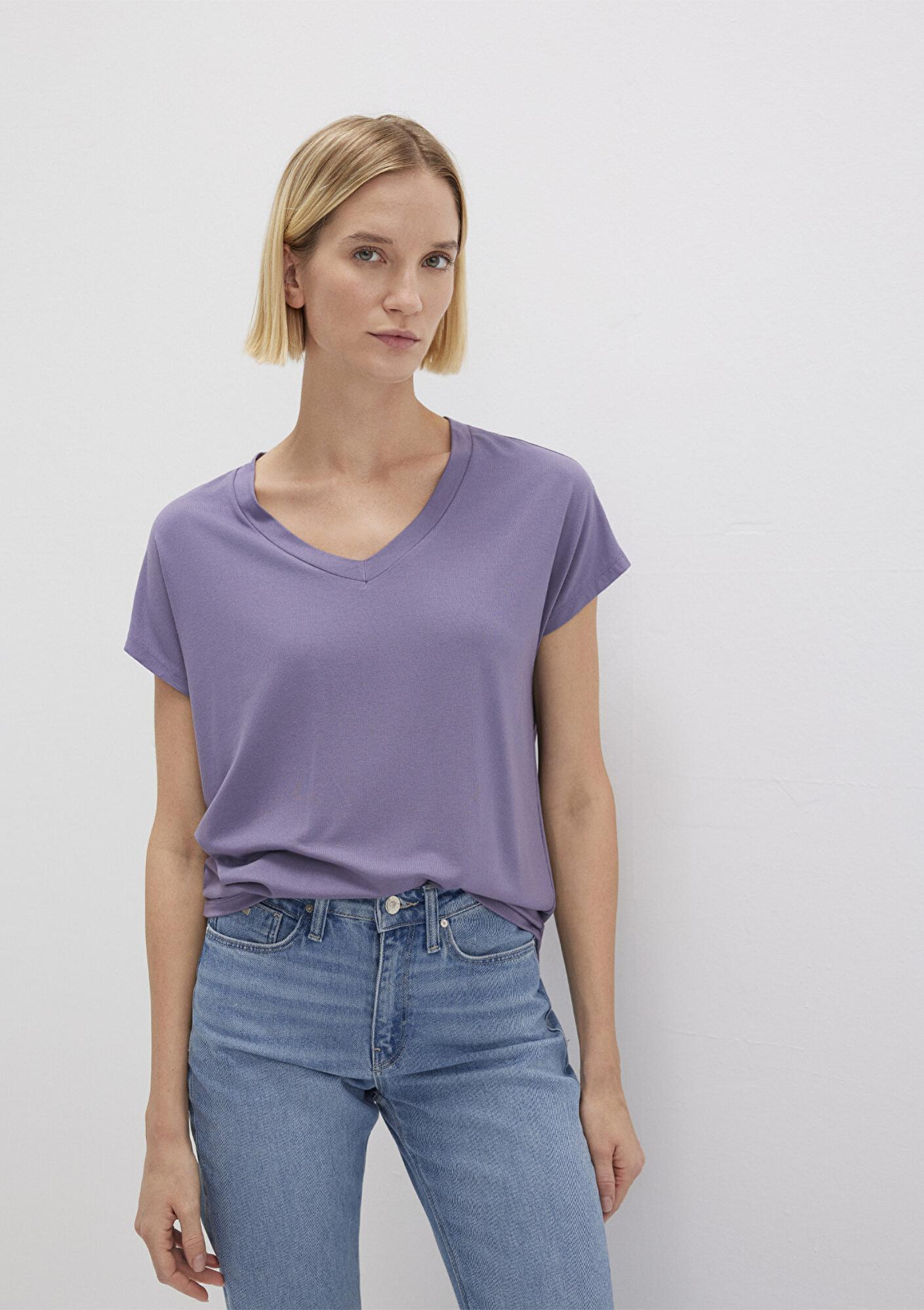 Mavi V Yaka Mor Basic Viskoz Tişört Regular Fit / Normal Kesim 167714-70608