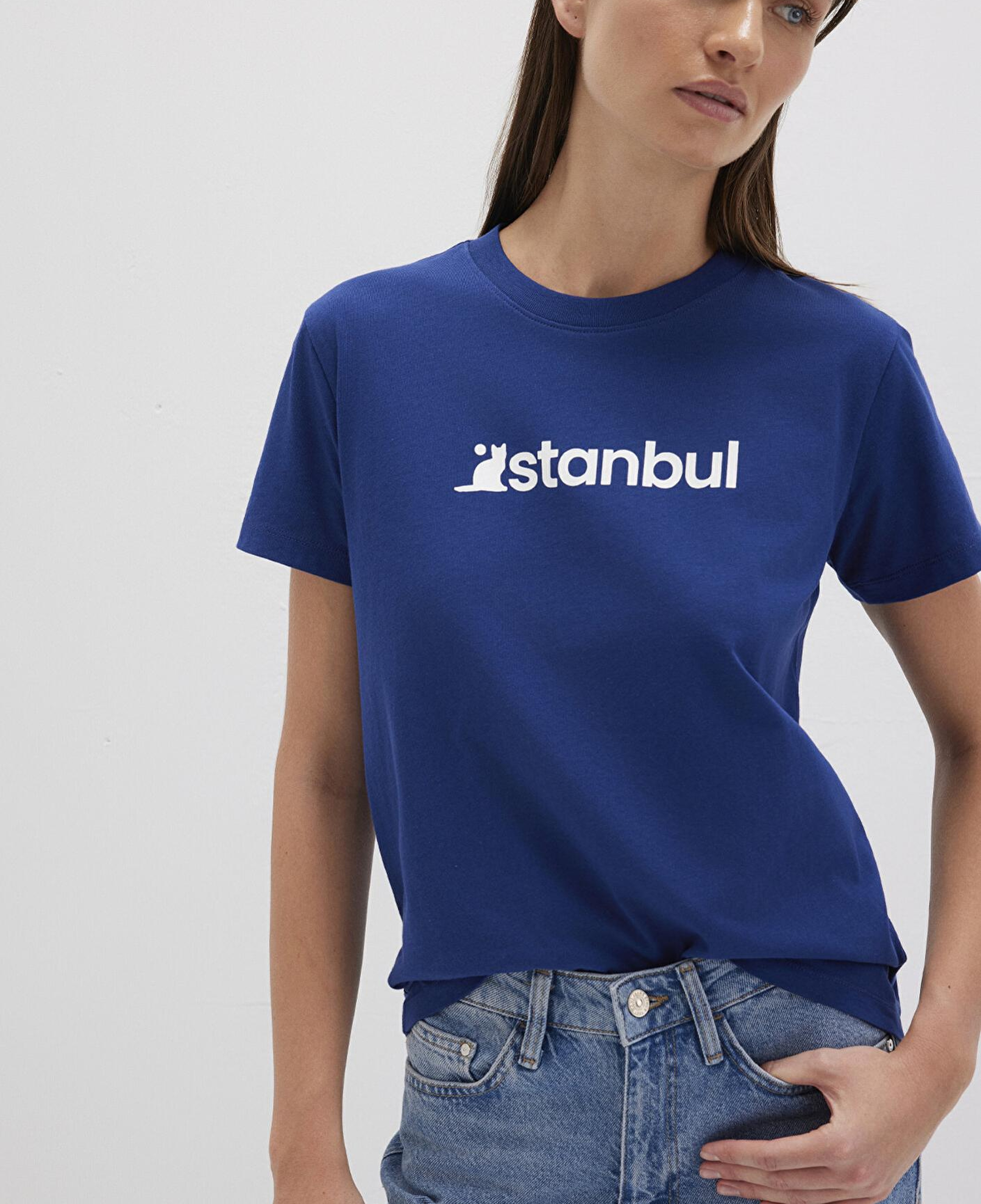 Mavi İstanbul Baskılı Mavi Tişört Semi Slim Fit / Yarı Dar Kesim 1612111-70722