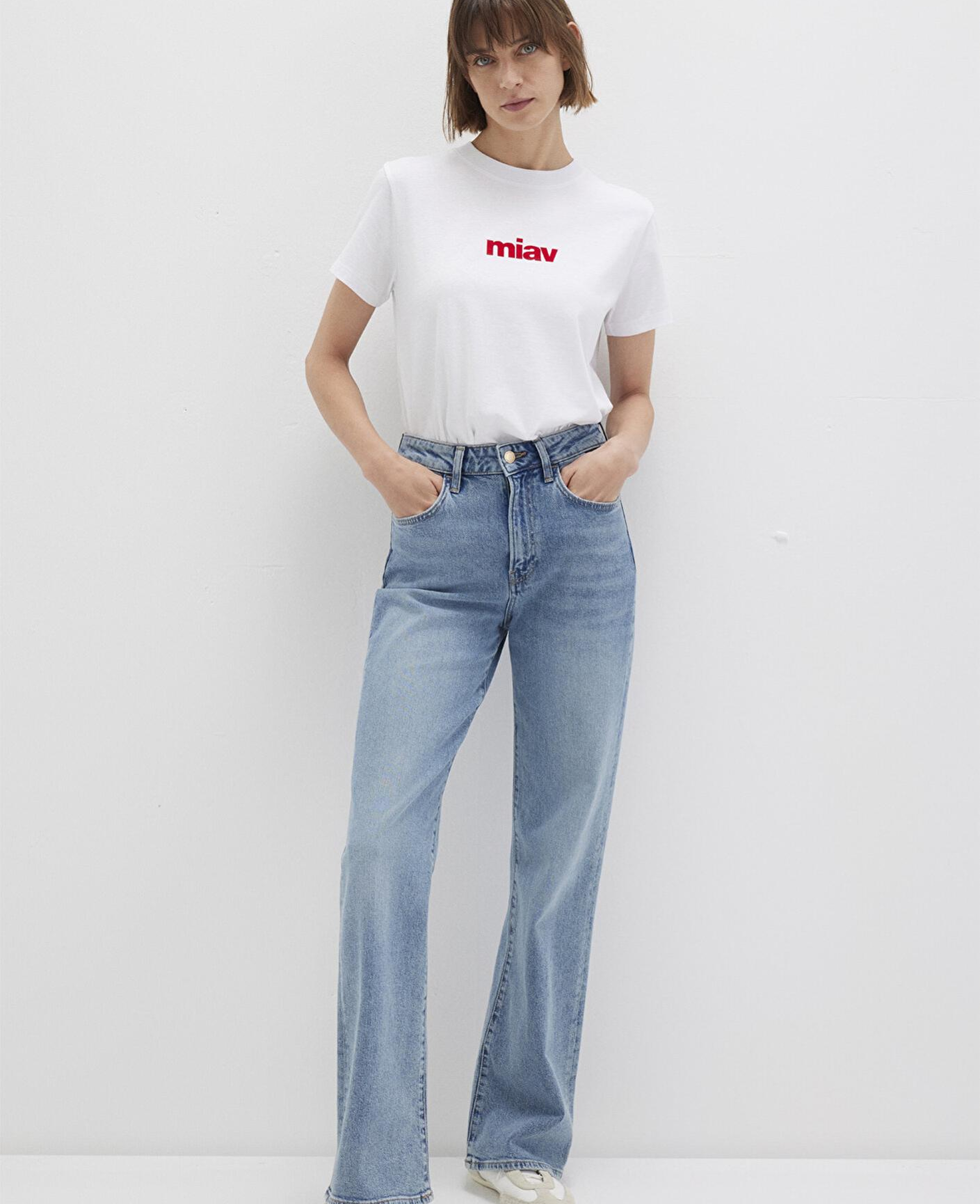 Mavi Kırmızı Miav Baskılı Beyaz Tişört Regular Fit / Normal Kesim 1610622-86417