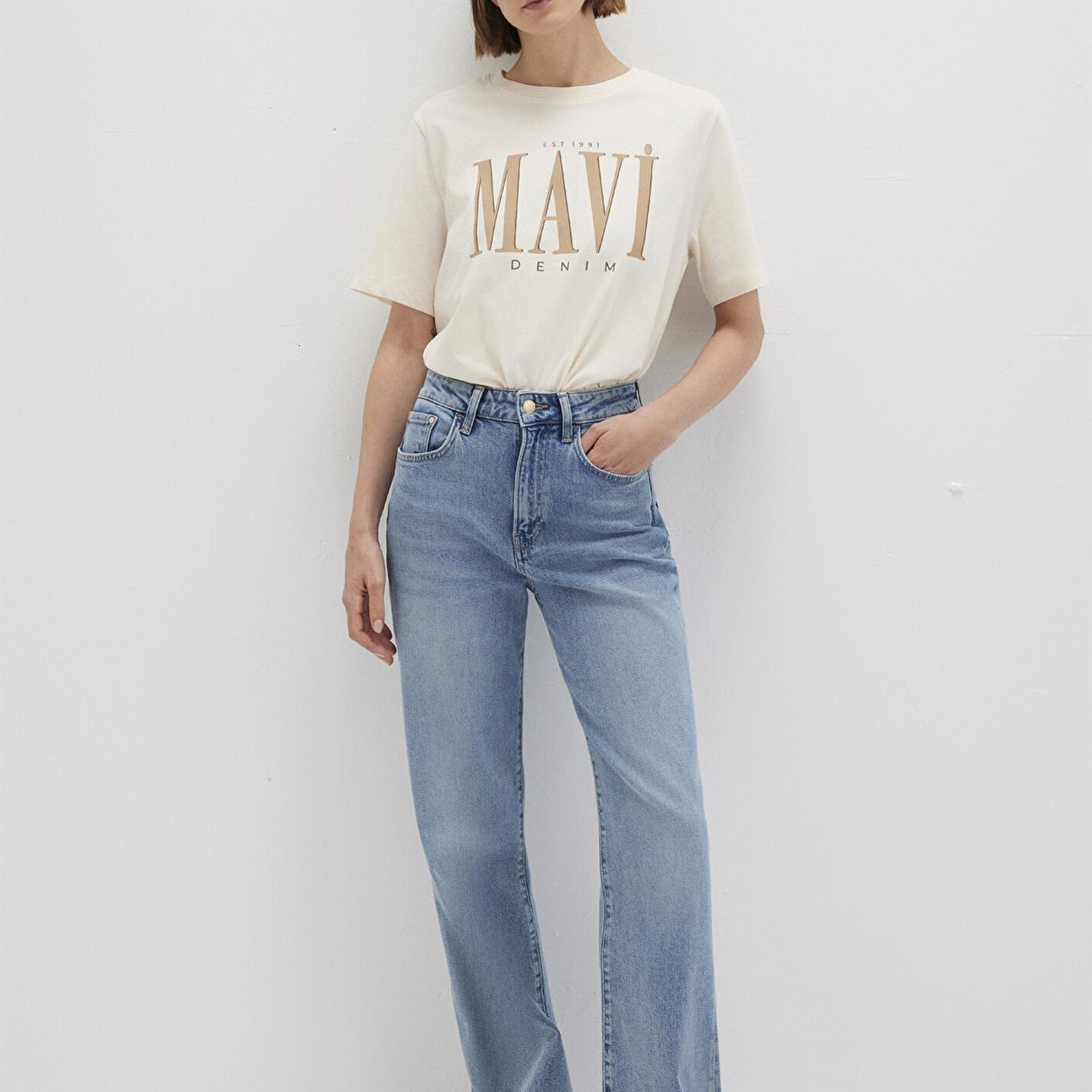 Mavi Mavi Logo Baskılı Bej Tişört Regular Fit / Normal Kesim 1611990-70008