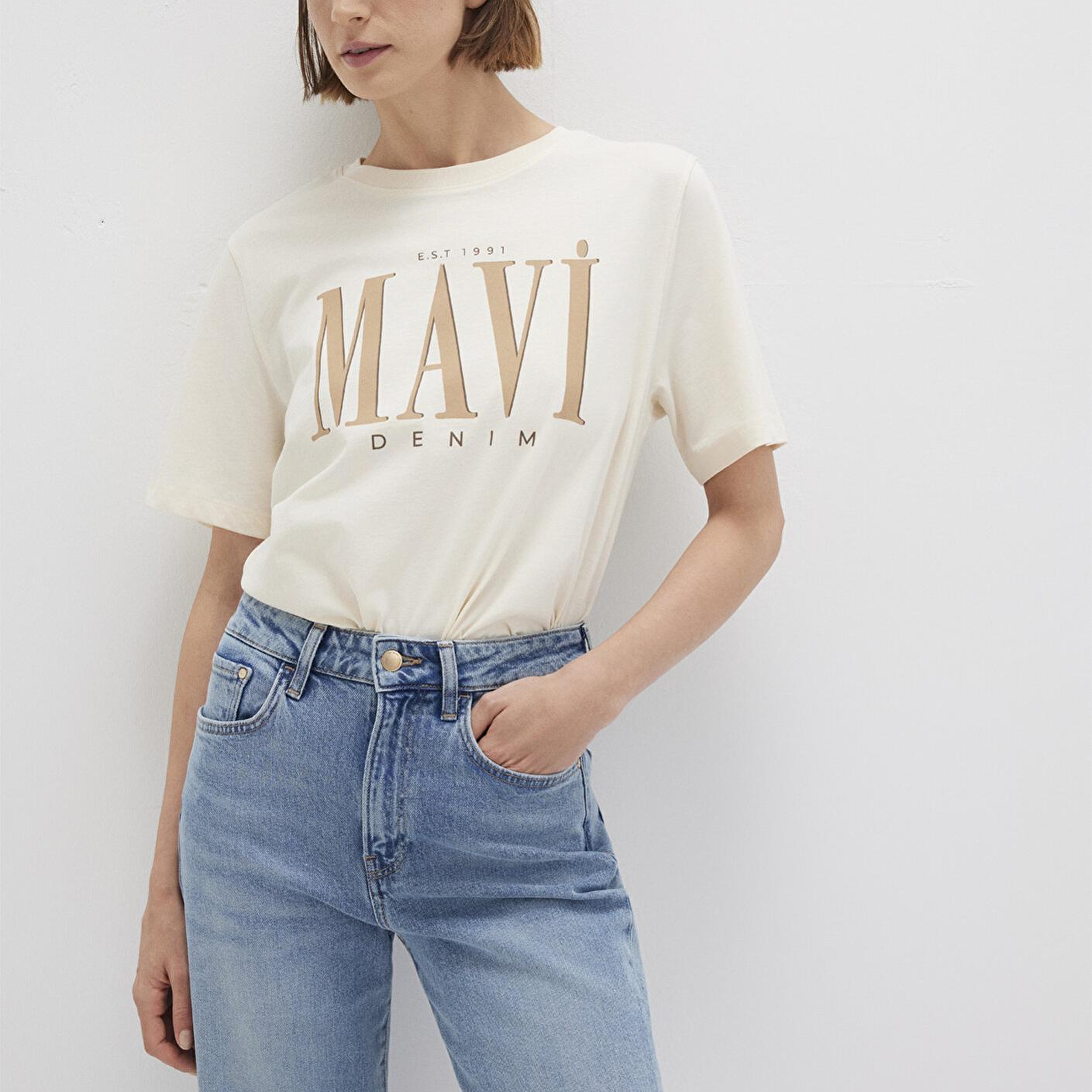 Mavi Mavi Logo Baskılı Bej Tişört Regular Fit / Normal Kesim 1611990-70008