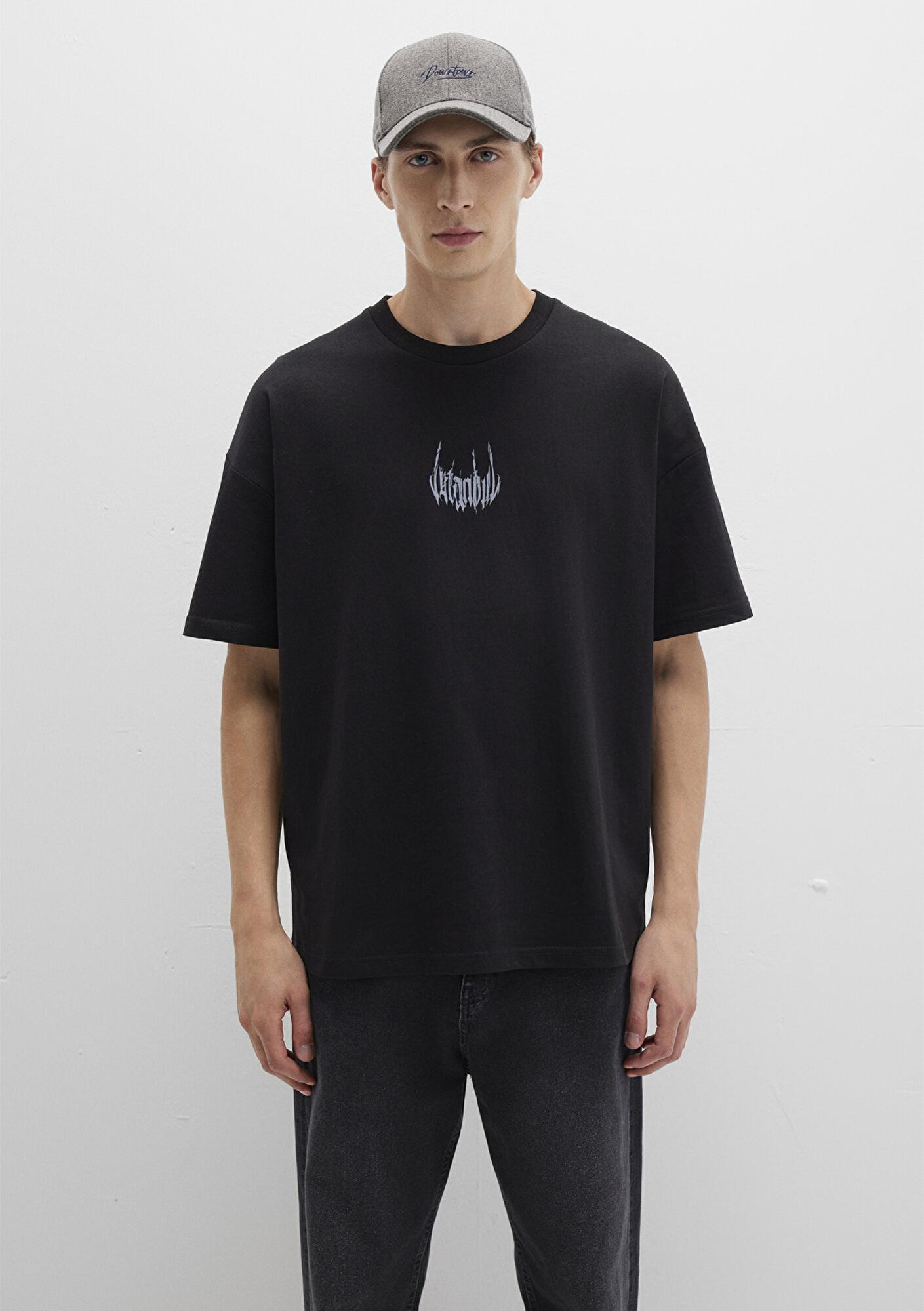 Mavi İstanbul Baskılı Siyah Tişört Oversize / Geniş Kesim 0611865-900