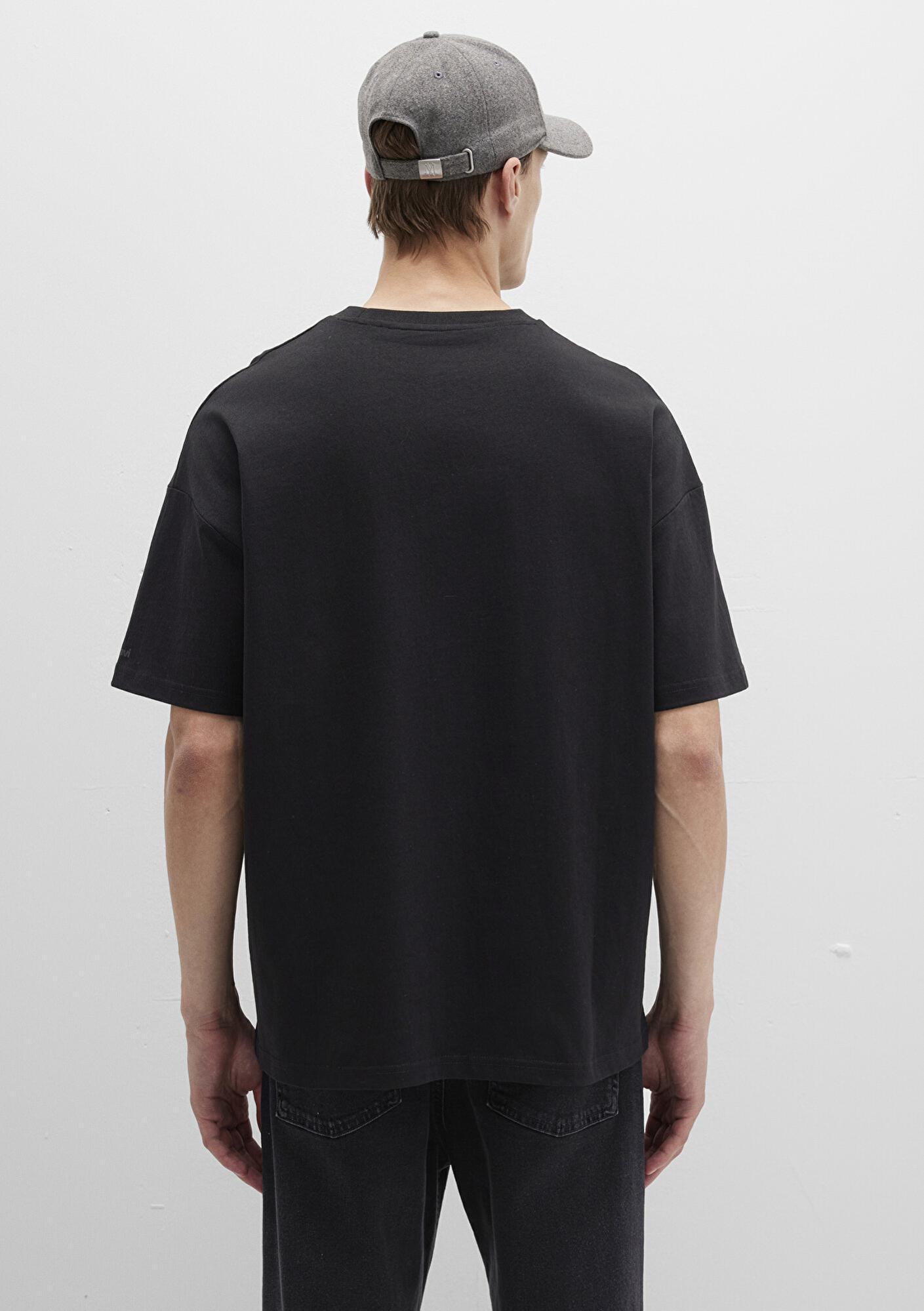 Mavi İstanbul Baskılı Siyah Tişört Oversize / Geniş Kesim 0611865-900