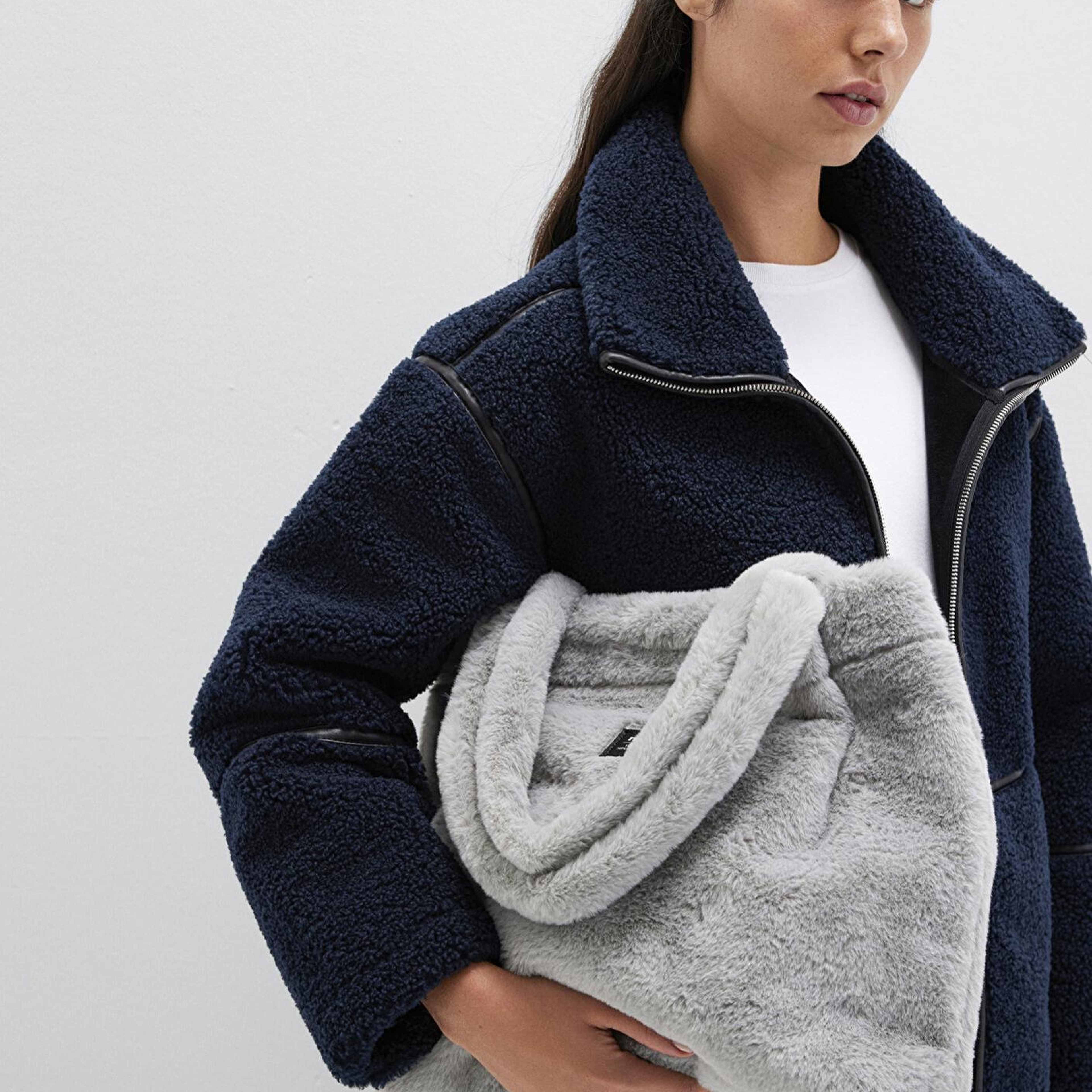 Mavi Gri Peluş Omuz Çantası 197617-85550