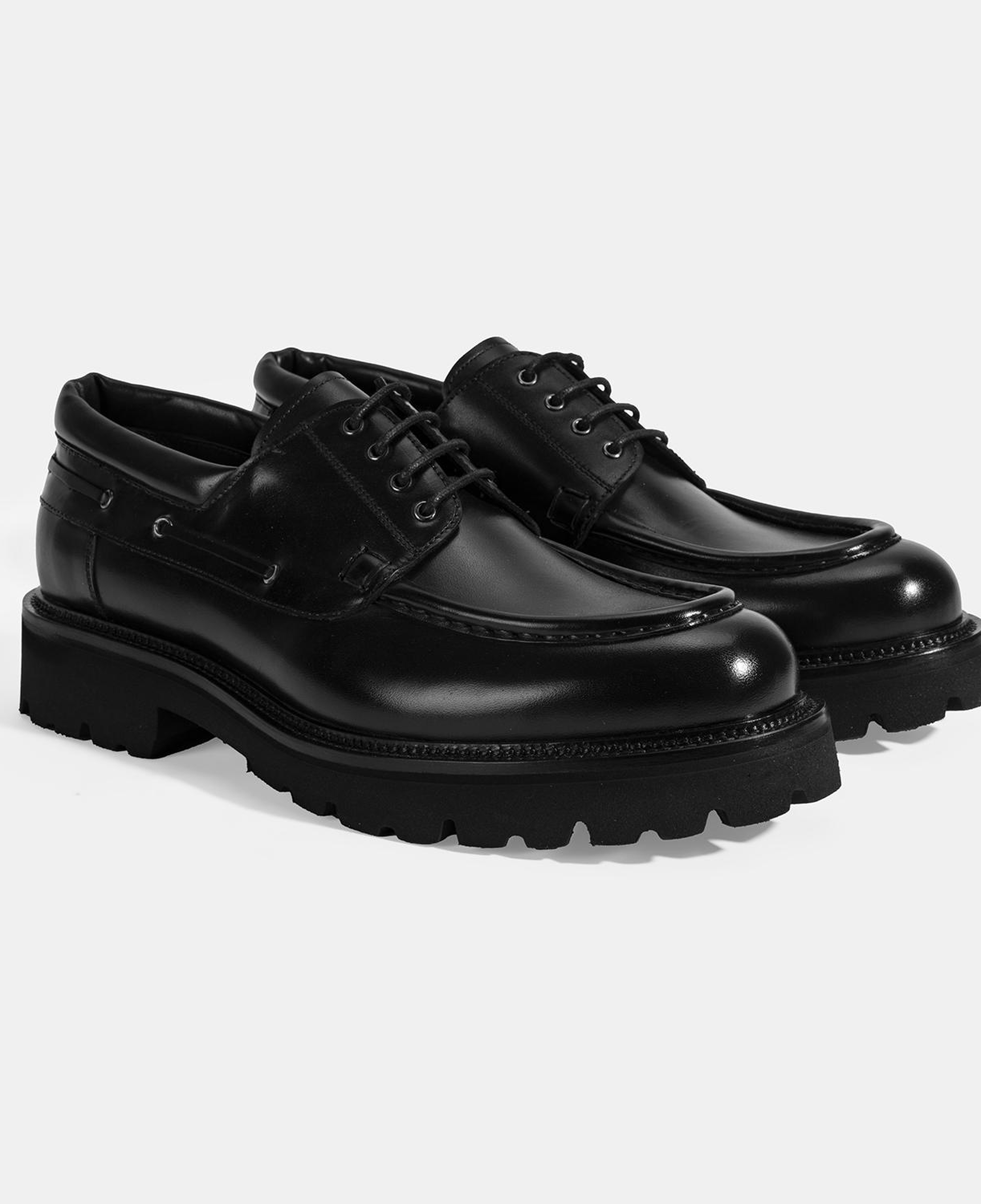 Erkek Siyah Bağcıklı Deri Günlük Ayakkabı