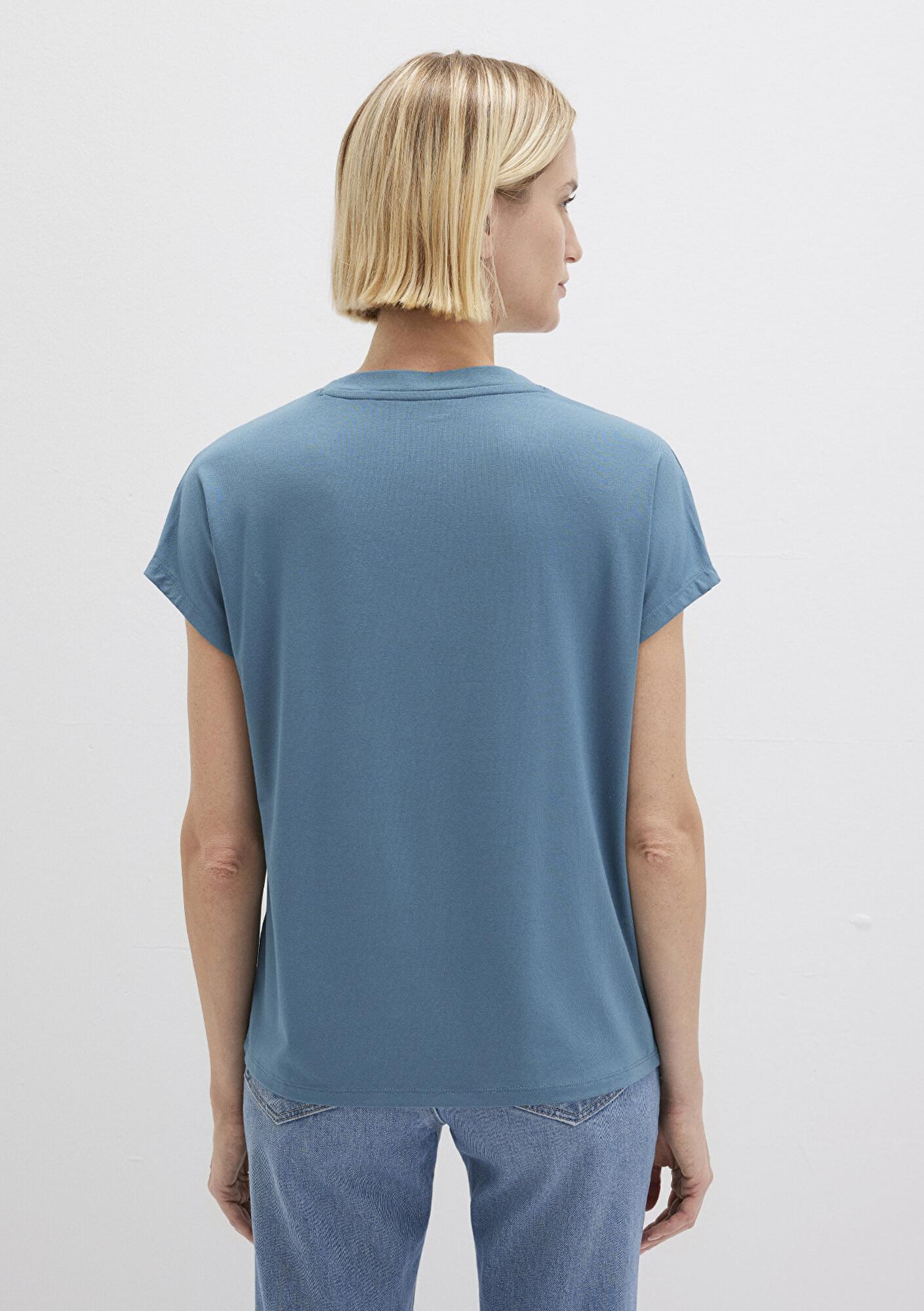 Mavi V Yaka Mavi Basic Viskoz Tişört Regular Fit / Normal Kesim 167714-70753