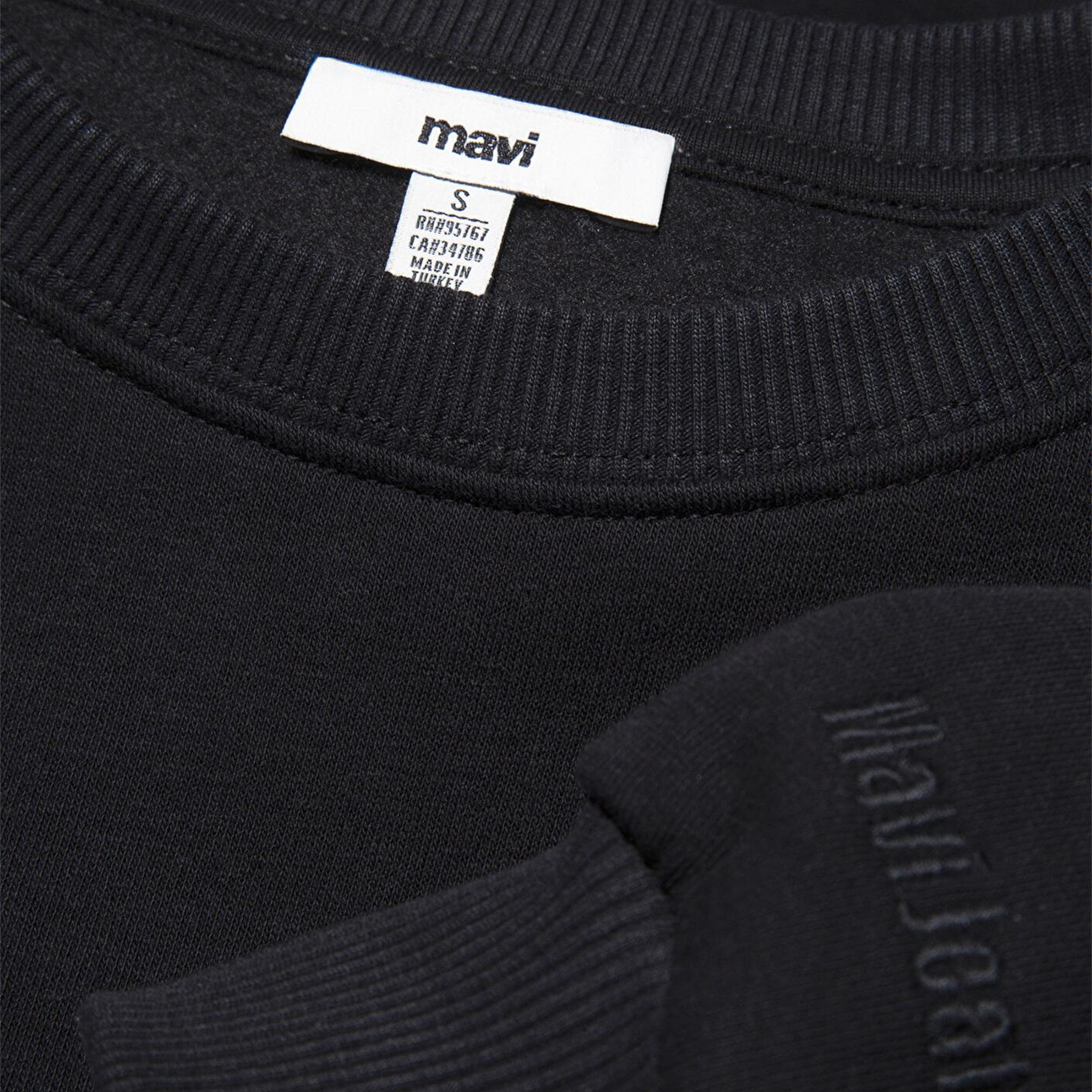 Mavi Bisiklet Yaka Siyah Basic Sweatshirt 1610198-900