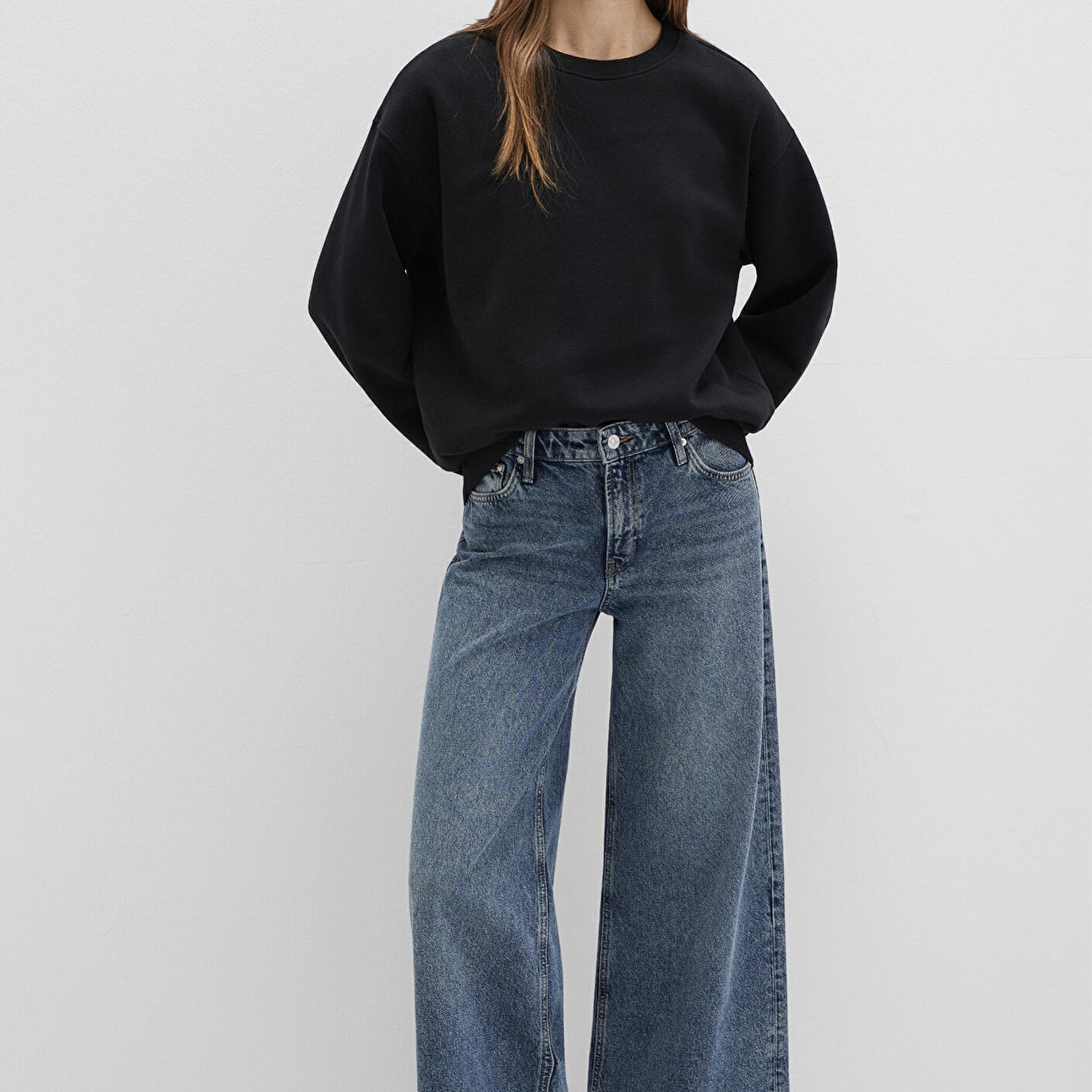 Mavi Bisiklet Yaka Siyah Basic Sweatshirt 1610198-900