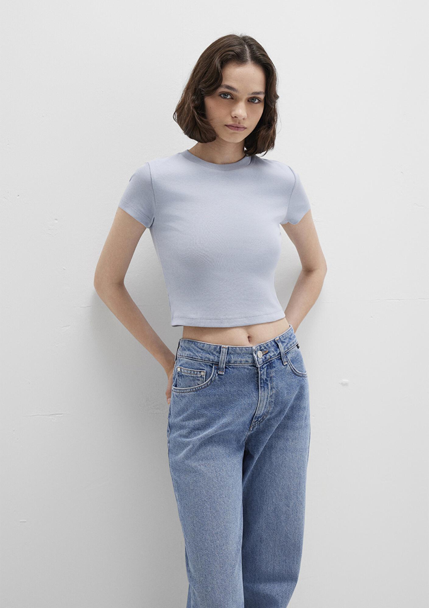 Mavi Mavi Basic Crop Tişört Crop / Kısa Kesim 1600814-85385