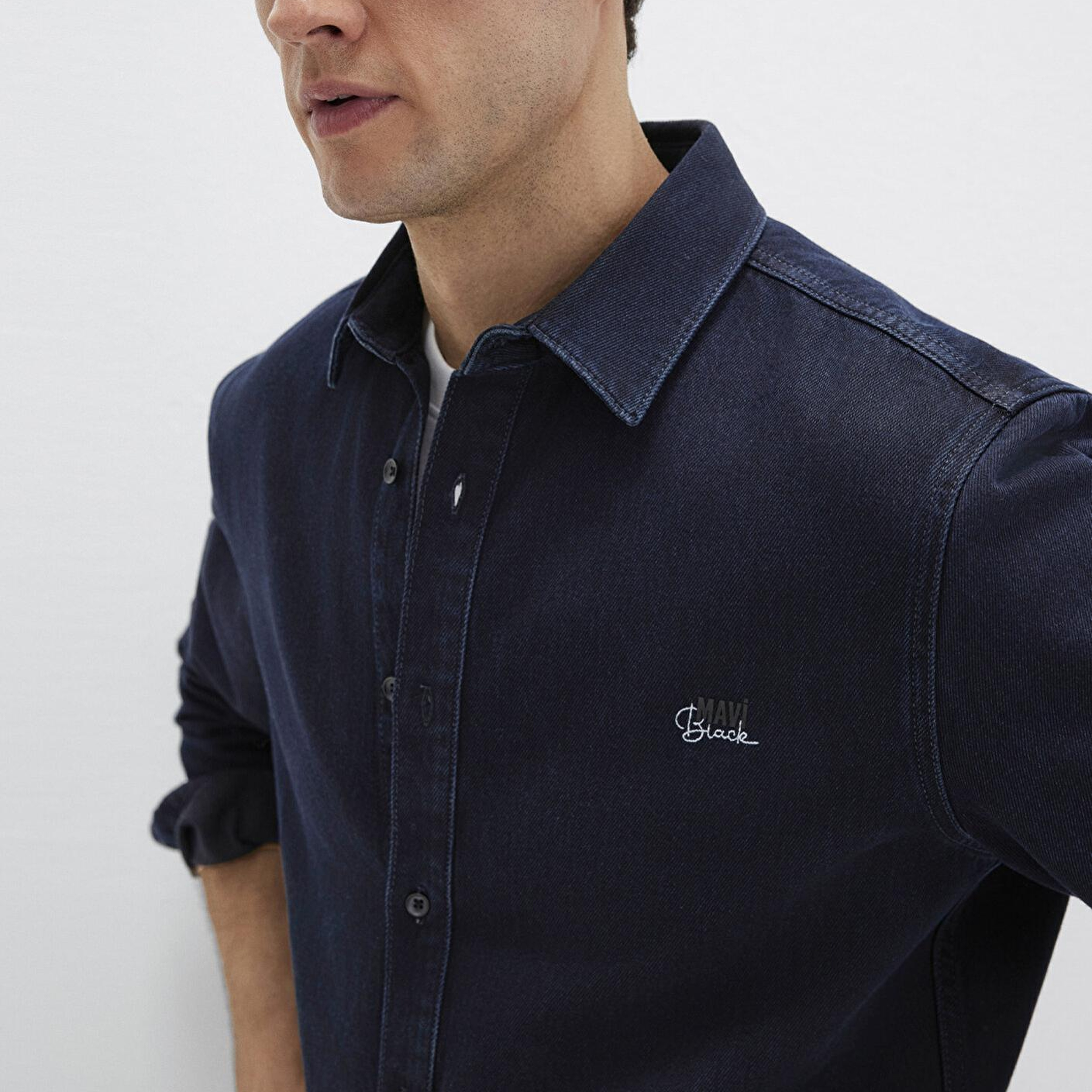 Mavi Roy Lux Black Gece Mavisi Jean Gömlek Slim Fit / Dar Kesim 0210496-85224