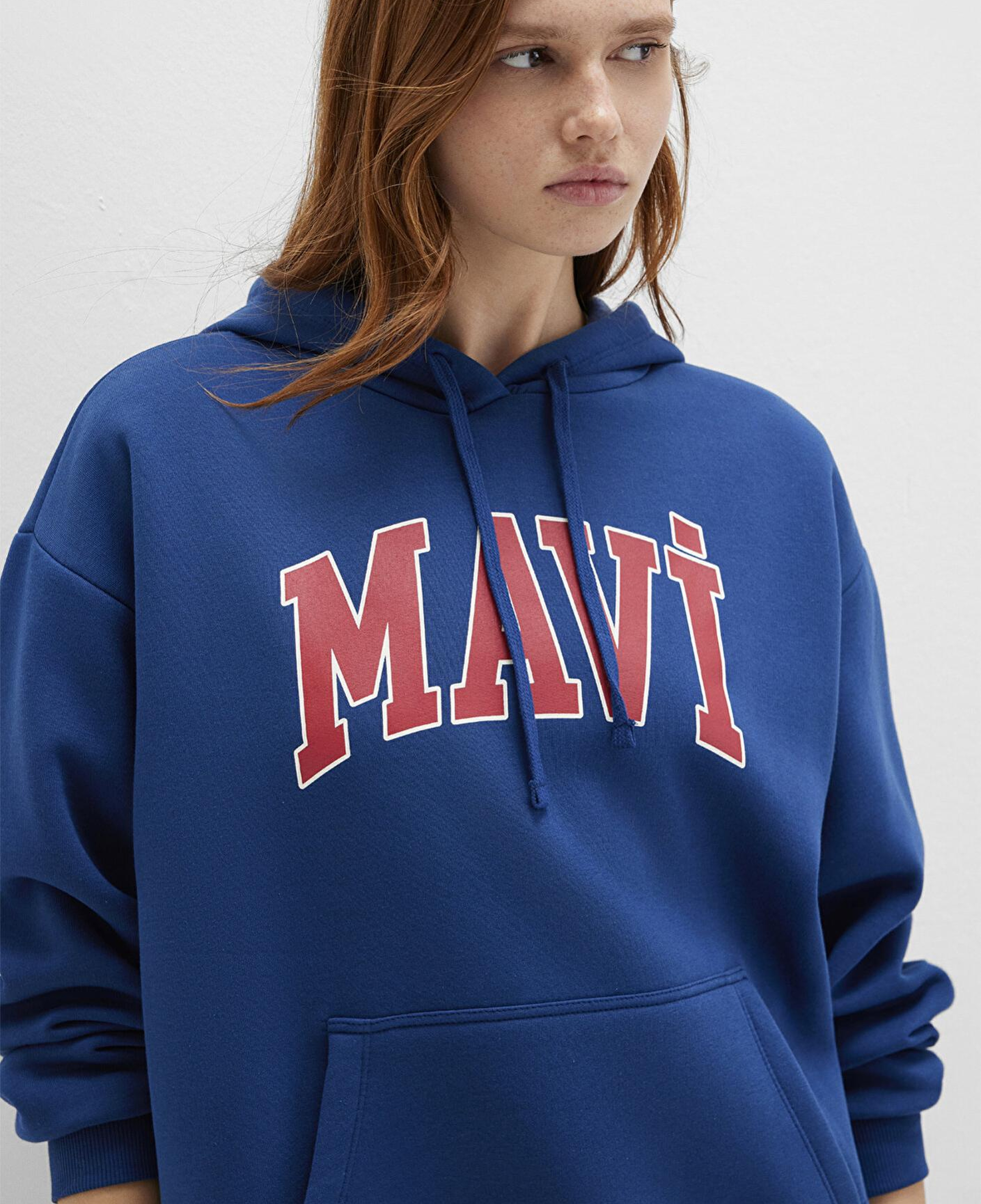 Mavi Mavi Logo Baskılı Kapüşonlu Lacivert Sweatshirt 1600361-82625