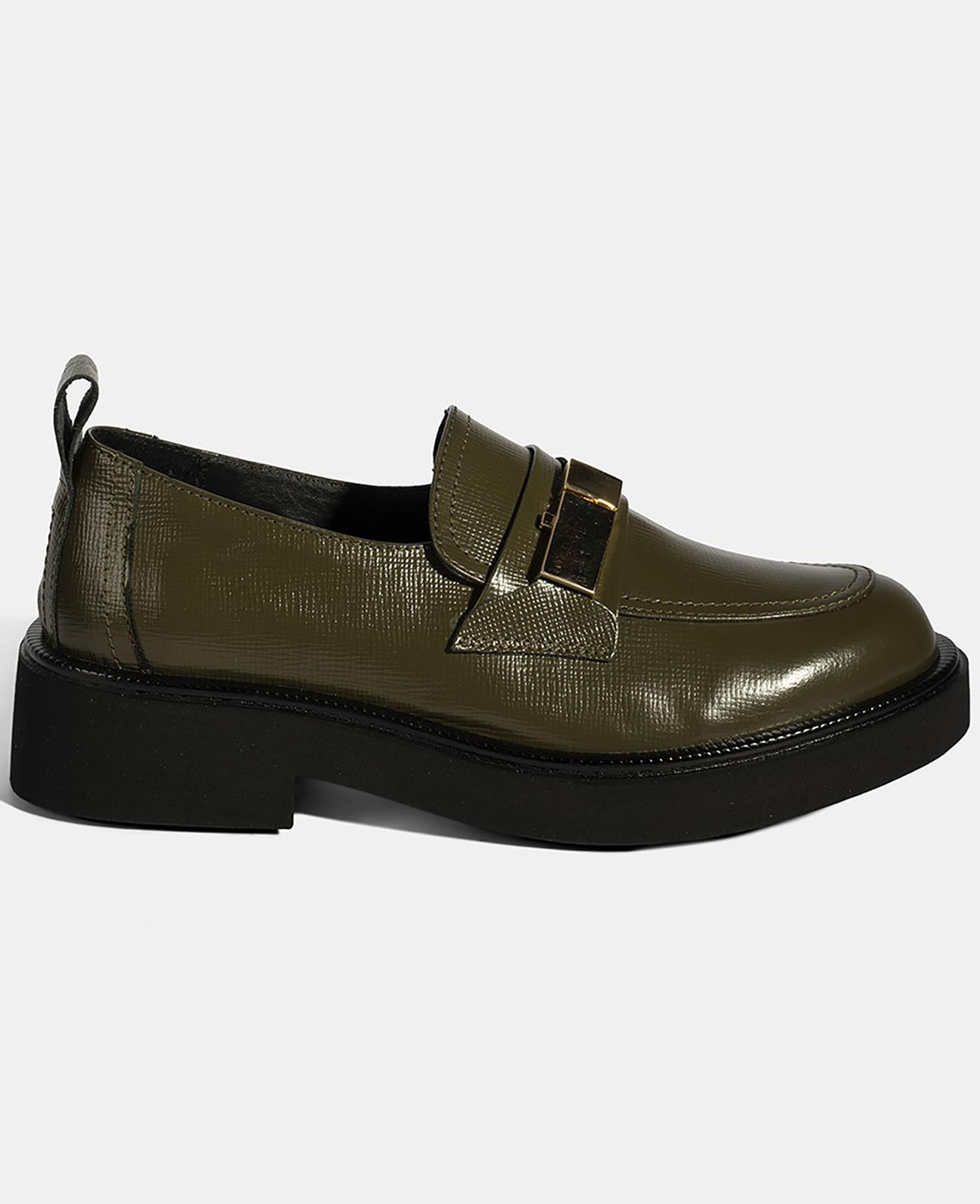 Kadın Yeşil Metal Toka Aksesuarlı Deri Loafer