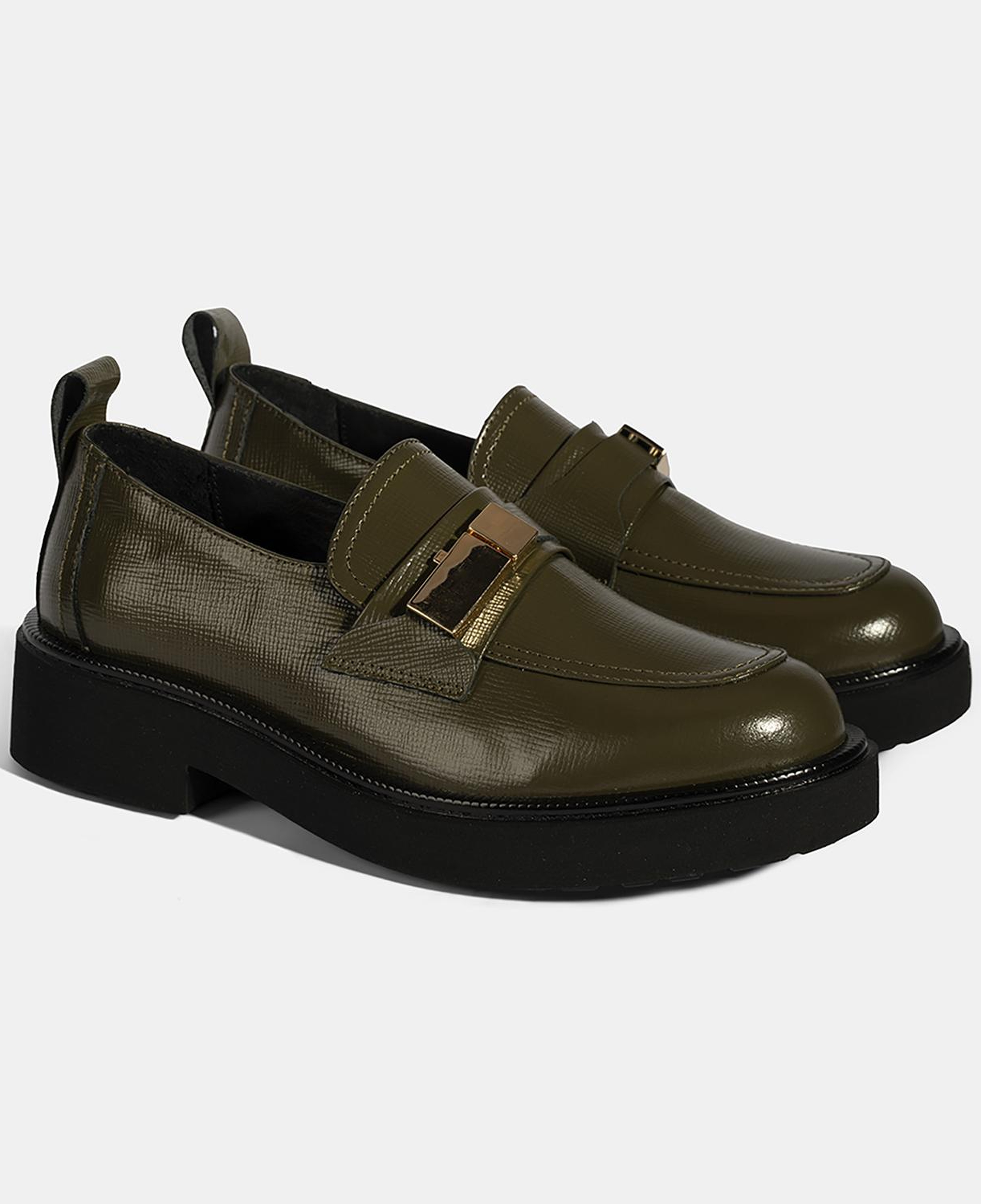 Kadın Yeşil Metal Toka Aksesuarlı Deri Loafer