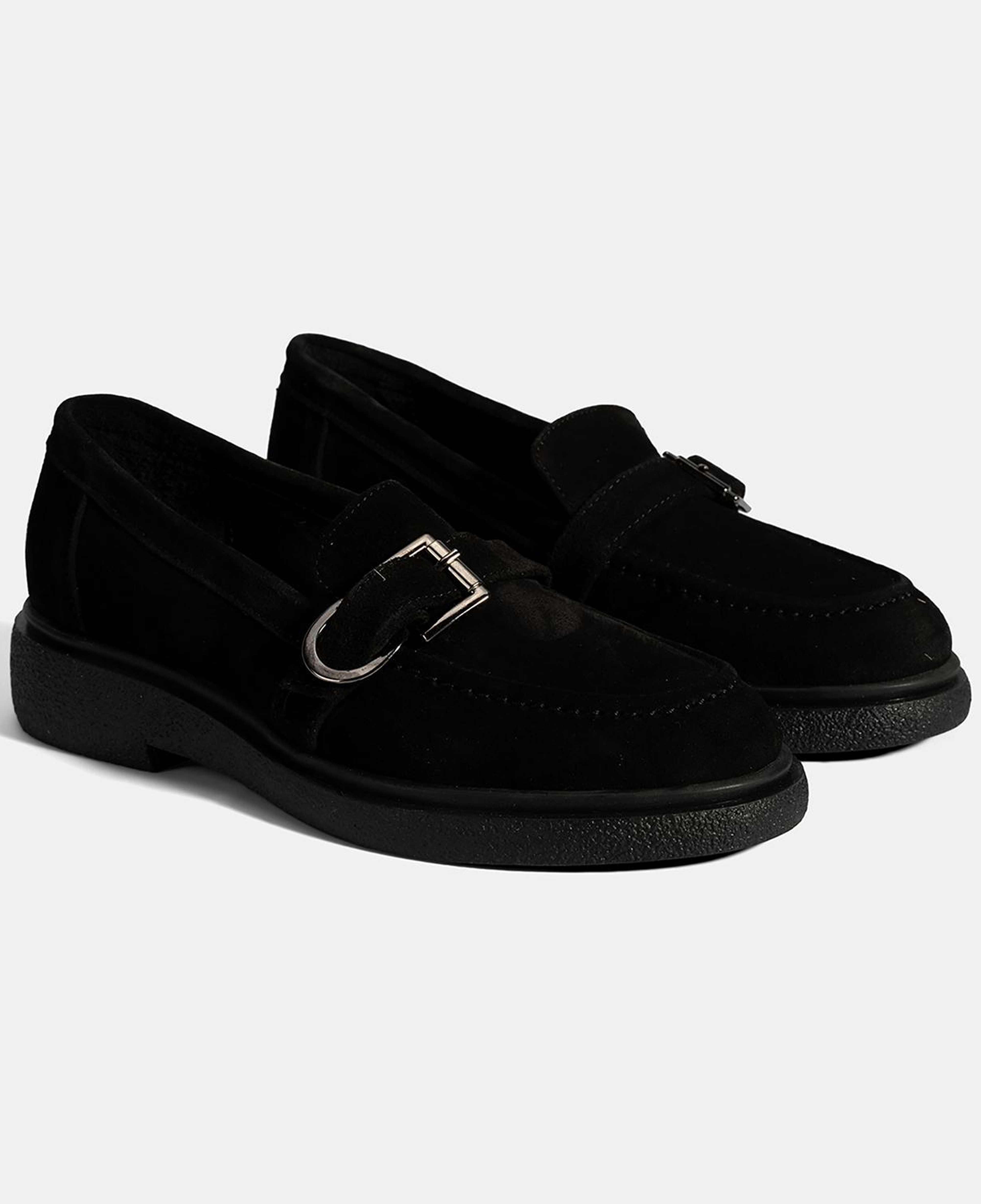 Kadın Siyah Metal Toka Detaylı Süet Loafer