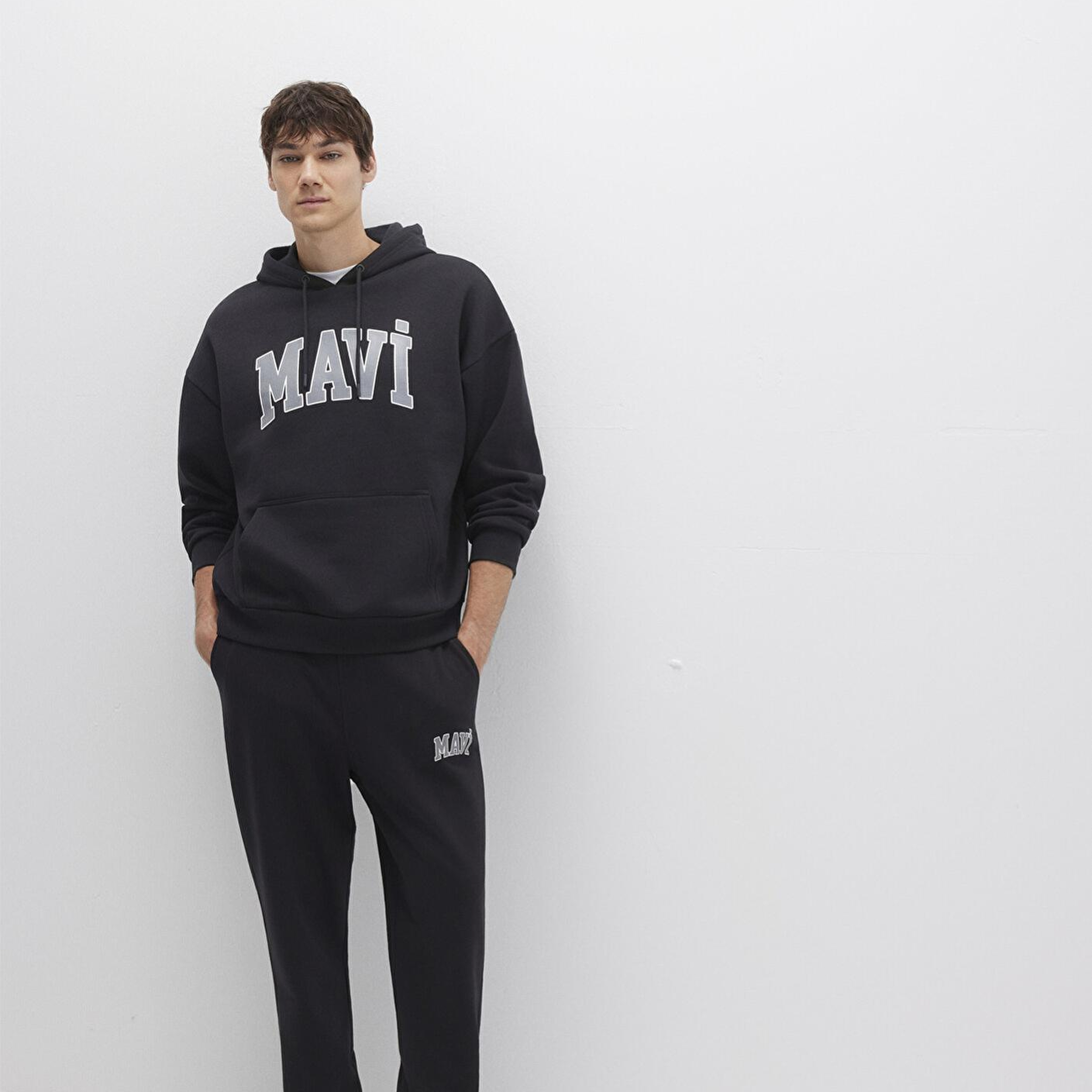 Mavi Mavi Logo Baskılı Siyah Eşofman Altı 0010207-900