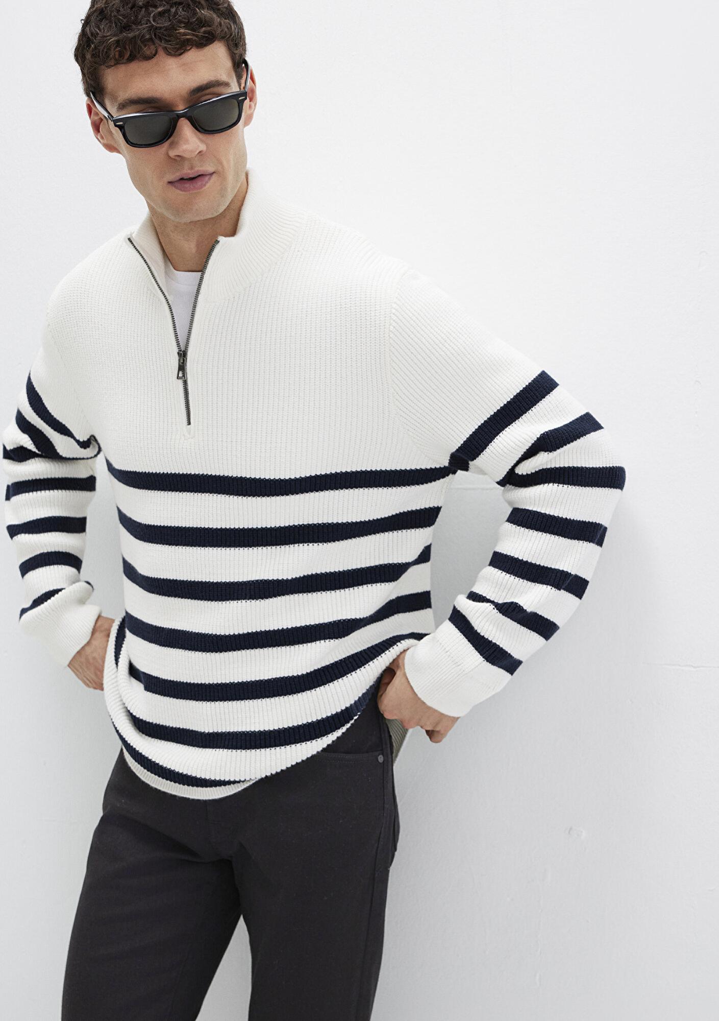 Mavi Yarı Fermuarlı Çizgili Beyaz Kazak Slim Fit / Dar Kesim 0710131-70057