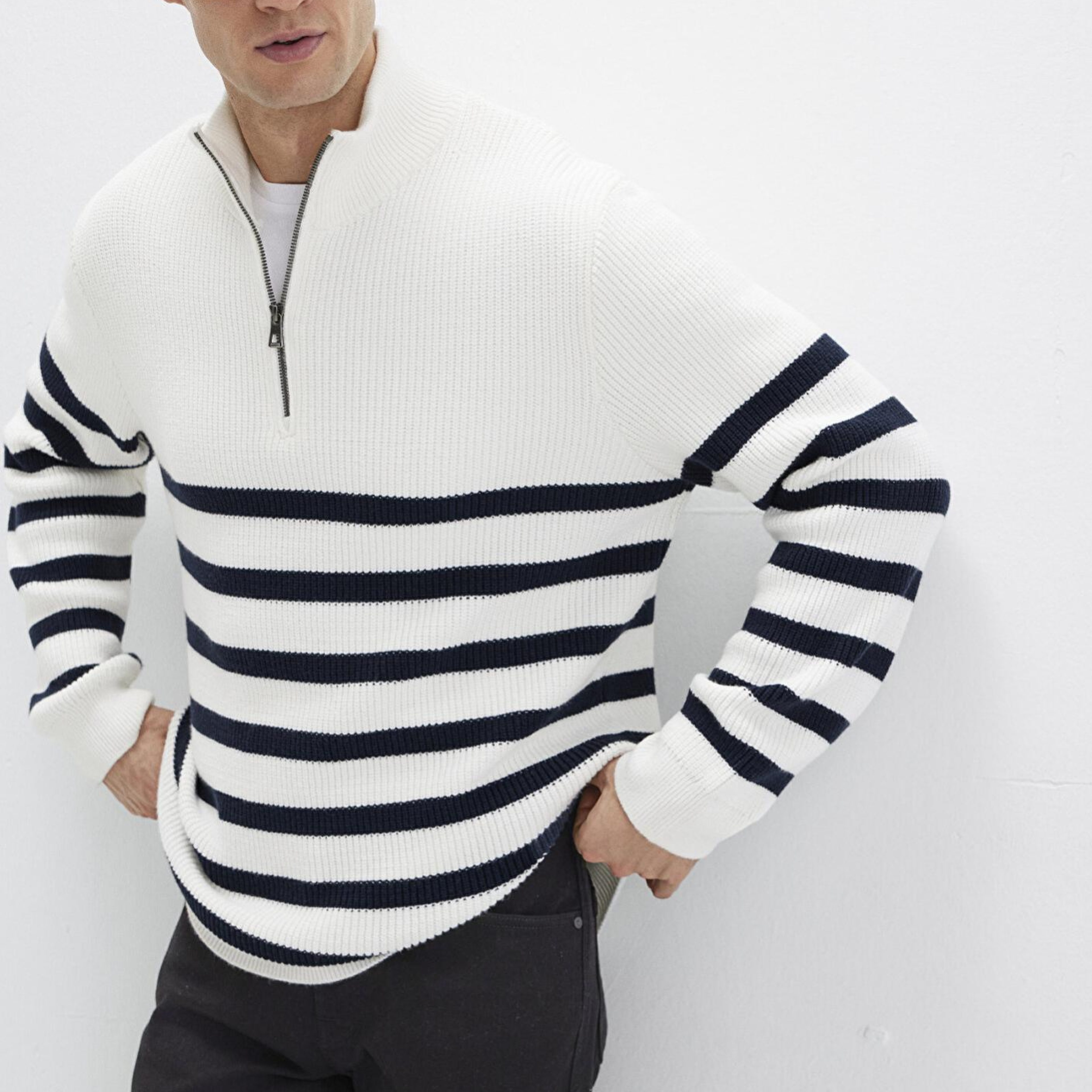 Mavi Yarı Fermuarlı Çizgili Beyaz Kazak Slim Fit / Dar Kesim 0710131-70057