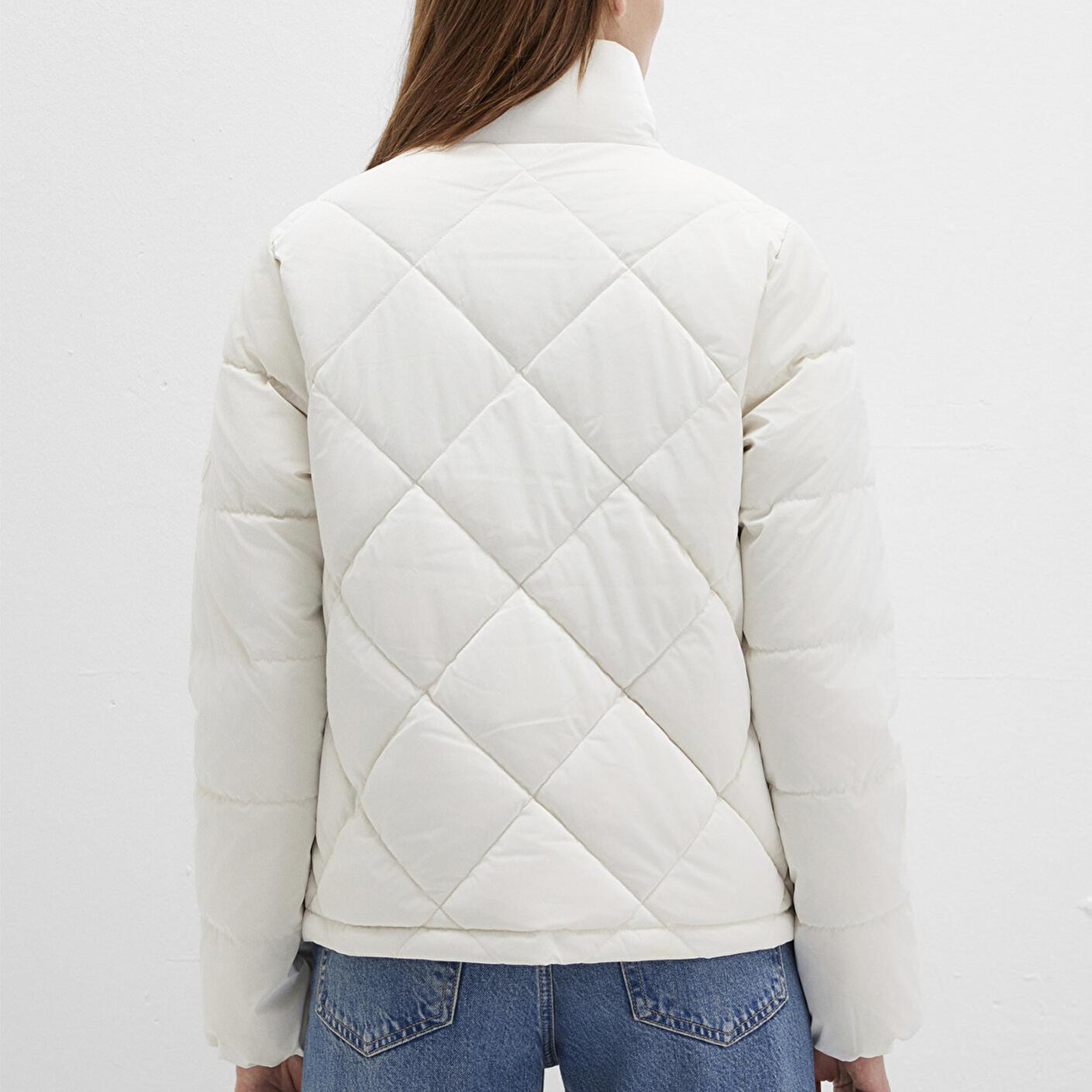 Mavi Su İtici Premium Kapitone Beyaz Şişme Mont 1110230-70057