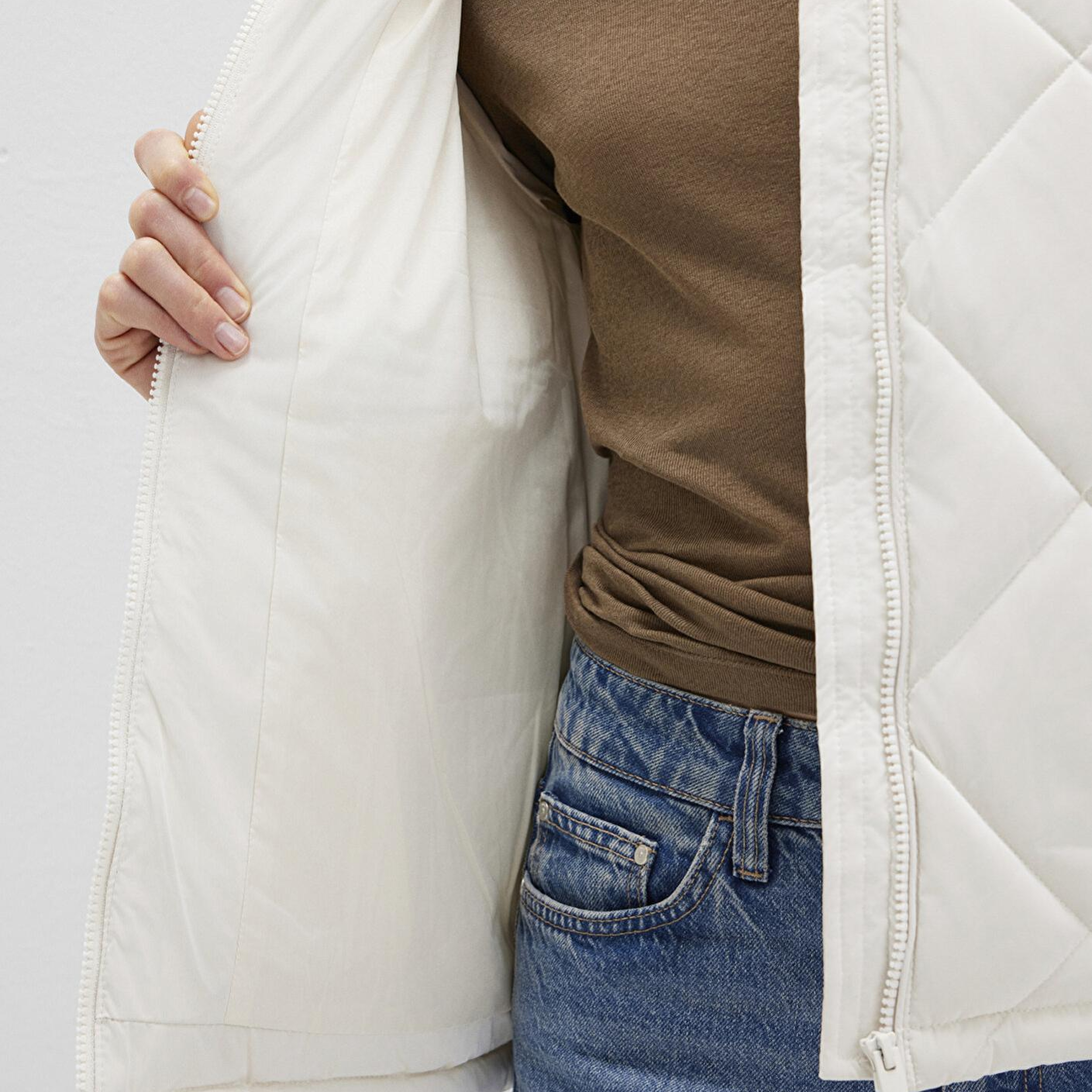 Mavi Su İtici Premium Kapitone Beyaz Şişme Mont 1110230-70057