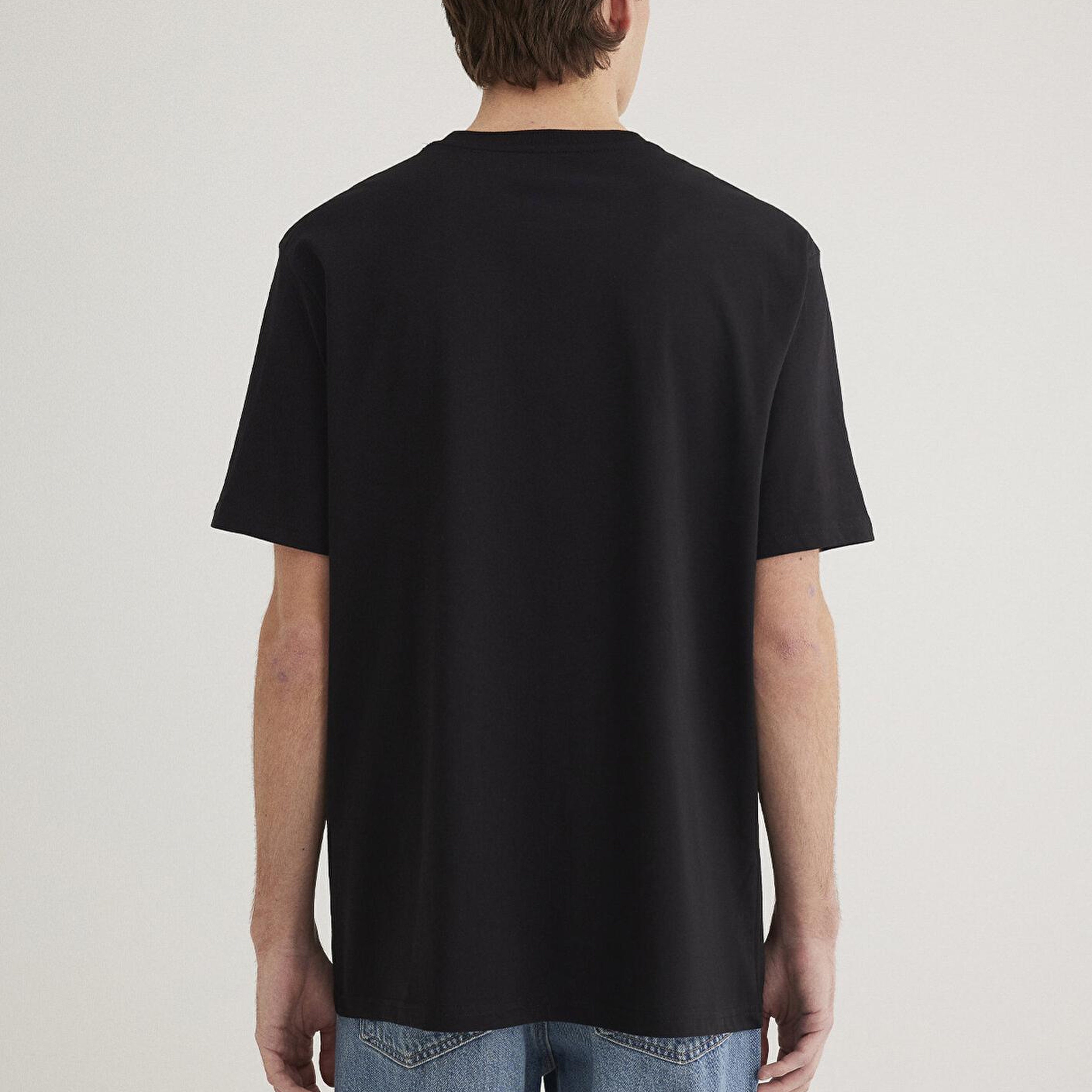 Mavi Mavi Nakışlı Siyah Basic Tişört Loose Fit / Bol Rahat Kesim 0610100-900