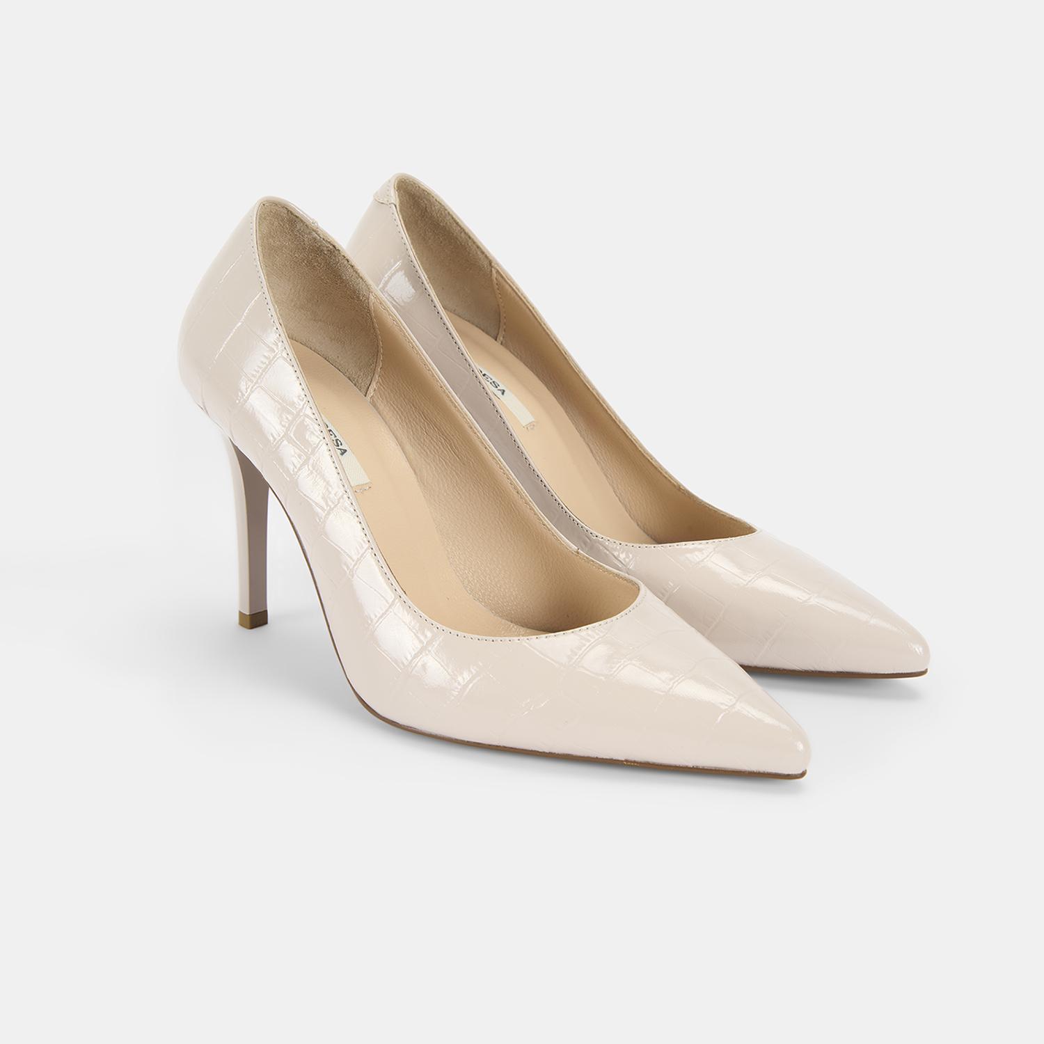 Kadın Krem Kroko Baskılı Deri Klasik Ayakkabı
