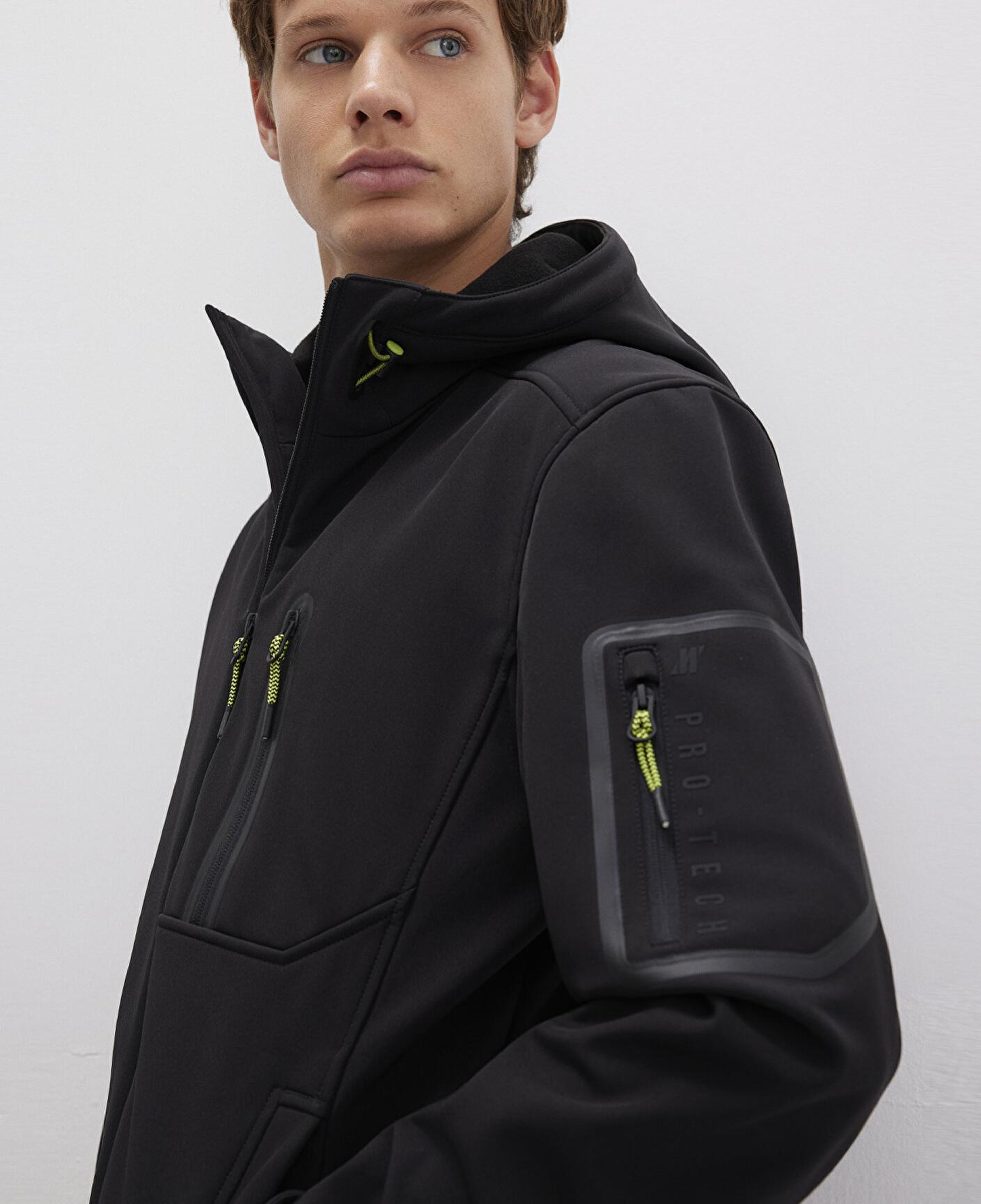 Mavi Su İtici Kapüşonlu Siyah Scuba Ceket Slim Fit / Dar Kesim 0110264-900