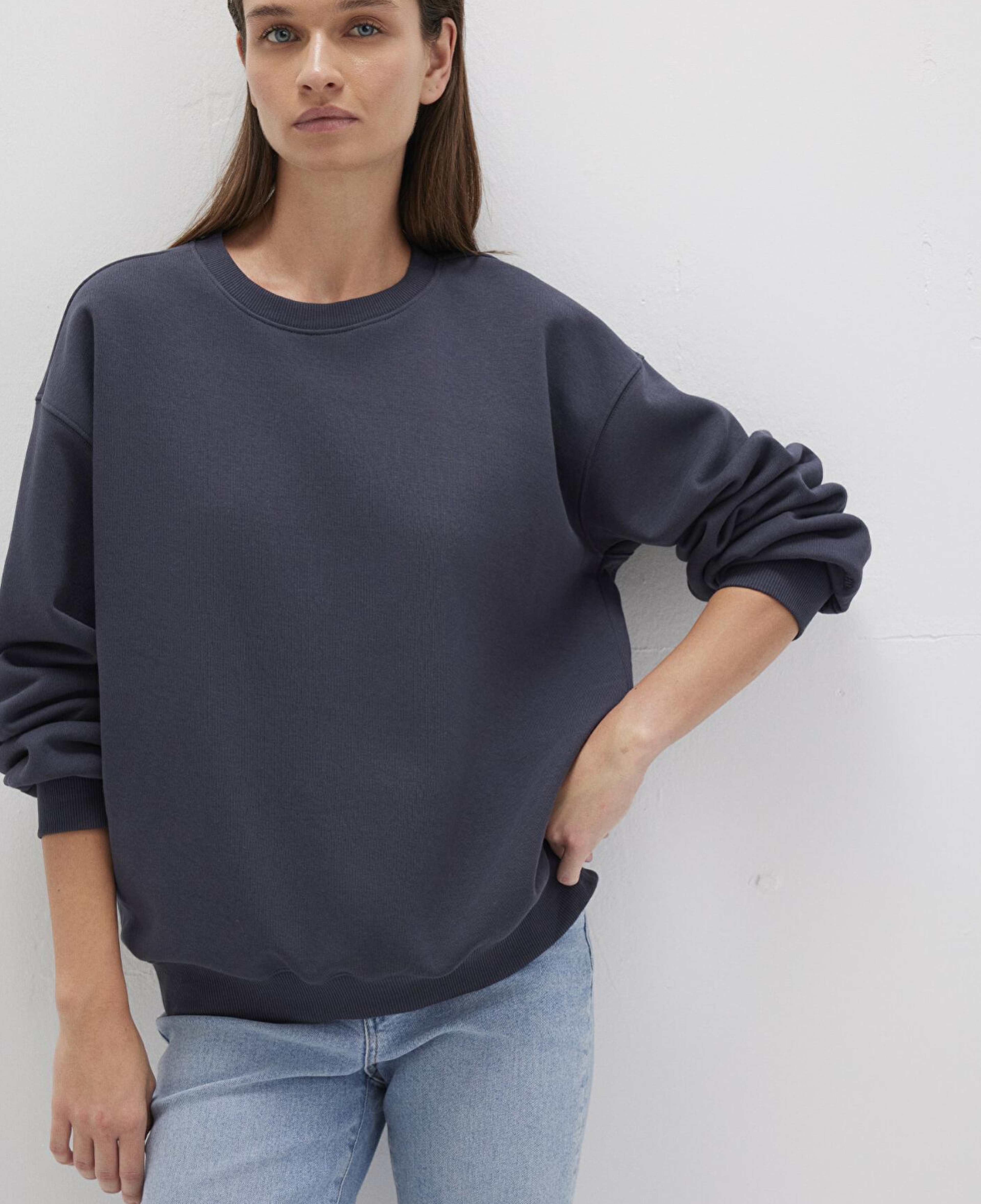 Mavi Bisiklet Yaka Lacivert Basic Sweatshirt 1610198-70726