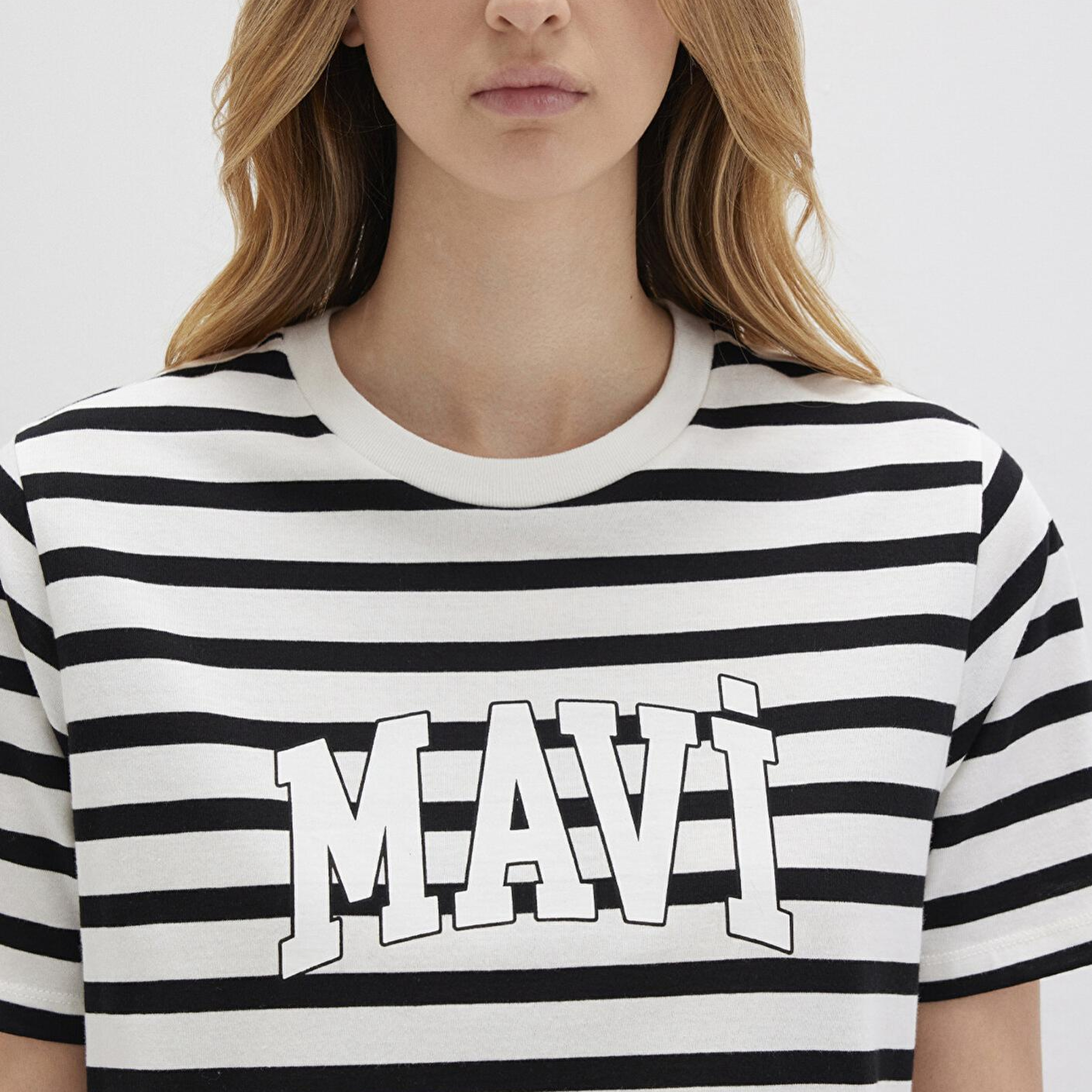 Mavi Mavi Logo Baskılı Siyah Çizgili Tişört Regular Fit / Normal Kesim 1611360-84041