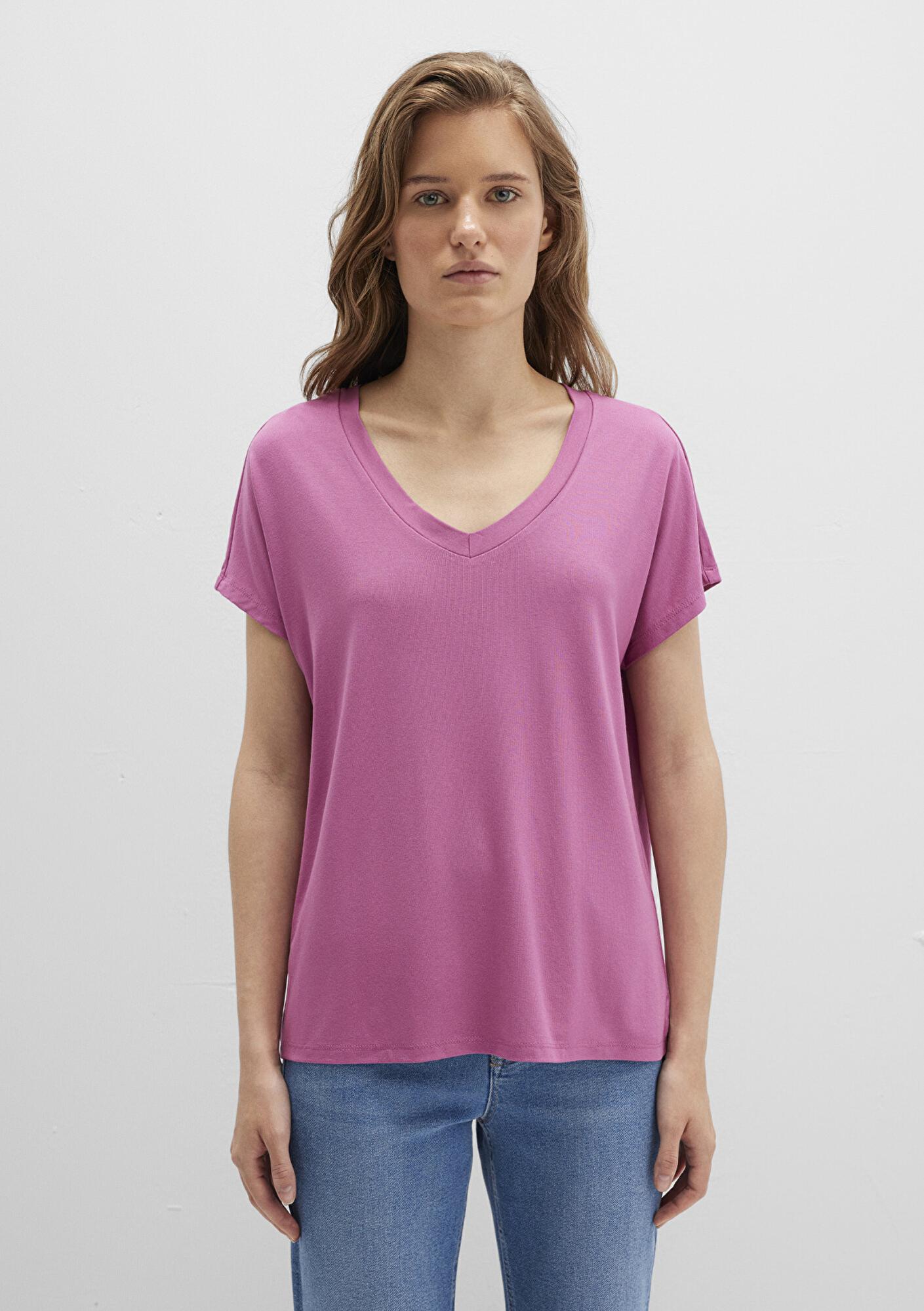 Mavi V Yaka Pembe Basic Viskoz Tişört Regular Fit / Normal Kesim 167714-70955